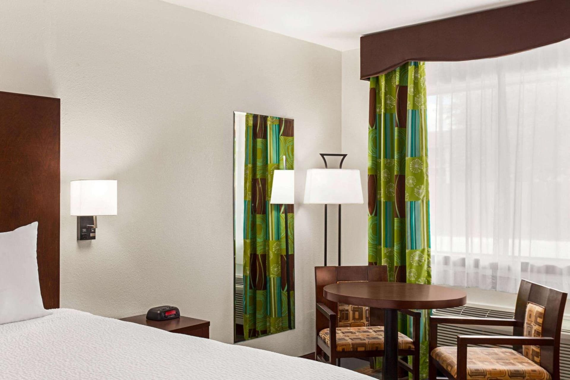 Ramada by Wyndham San Antonio Near SeaWorld - Lackland AFB gallery photo in San Antonio, TX — image 9