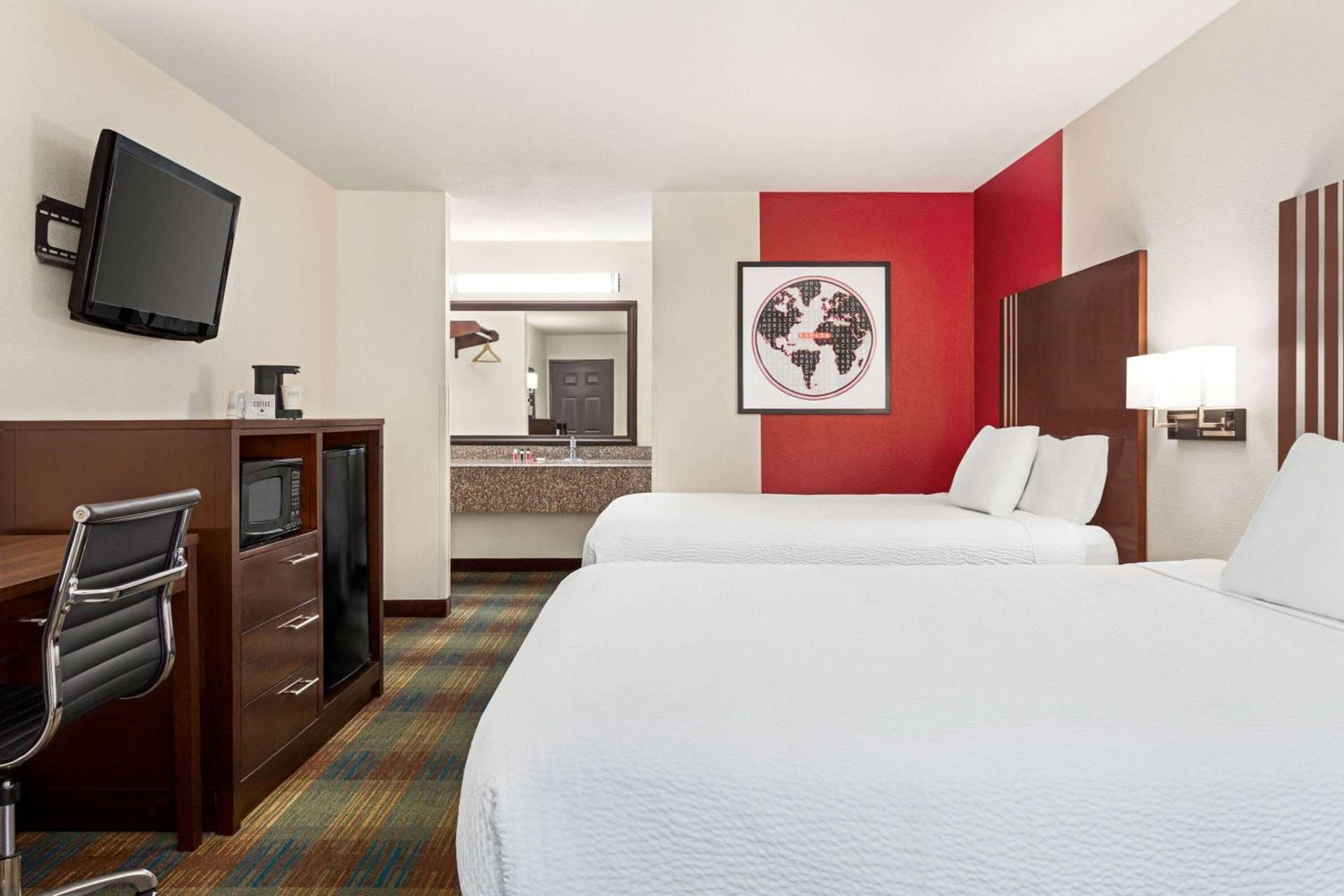 Ramada by Wyndham San Antonio Near SeaWorld - Lackland AFB gallery photo in San Antonio, TX — image 5
