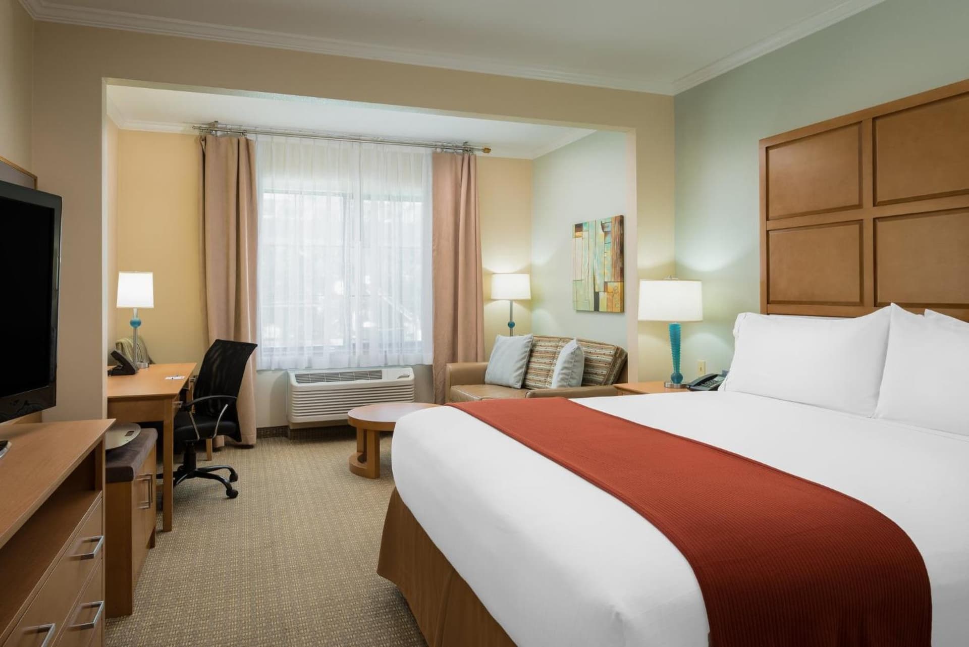 Holiday Inn Express & Suites Santa Clara - Silicon Valley by IHG gallery photo in Santa Clara, CA — image 61