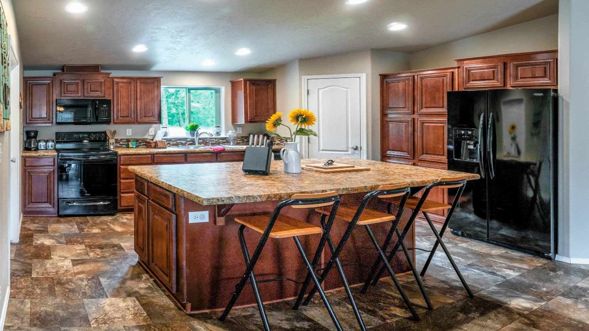Callahan's Mountain Lodge gallery photo in Ashland, OR — image 7