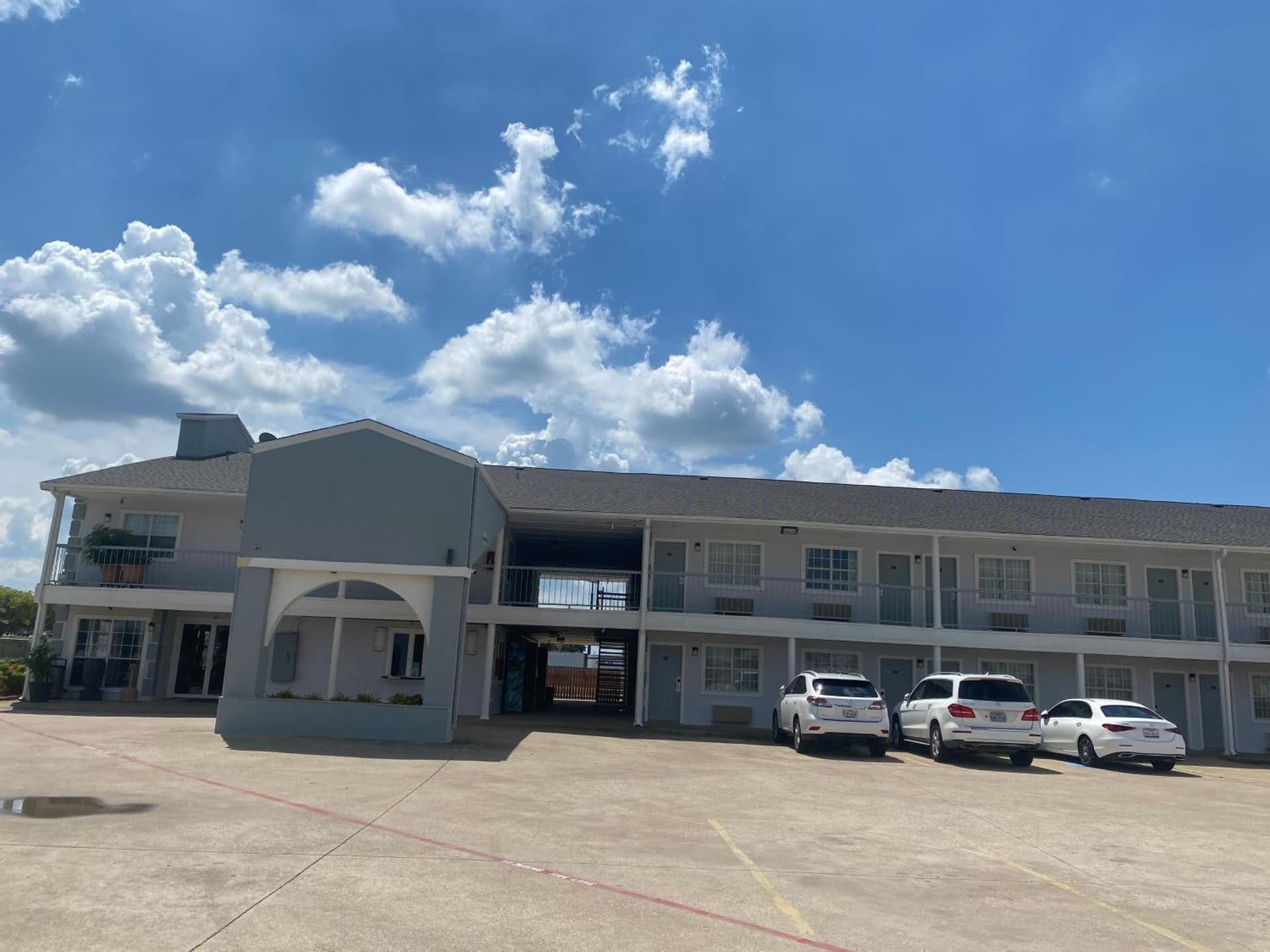 Super 8 by Wyndham Terrell gallery photo in Terrell, TX — image 20