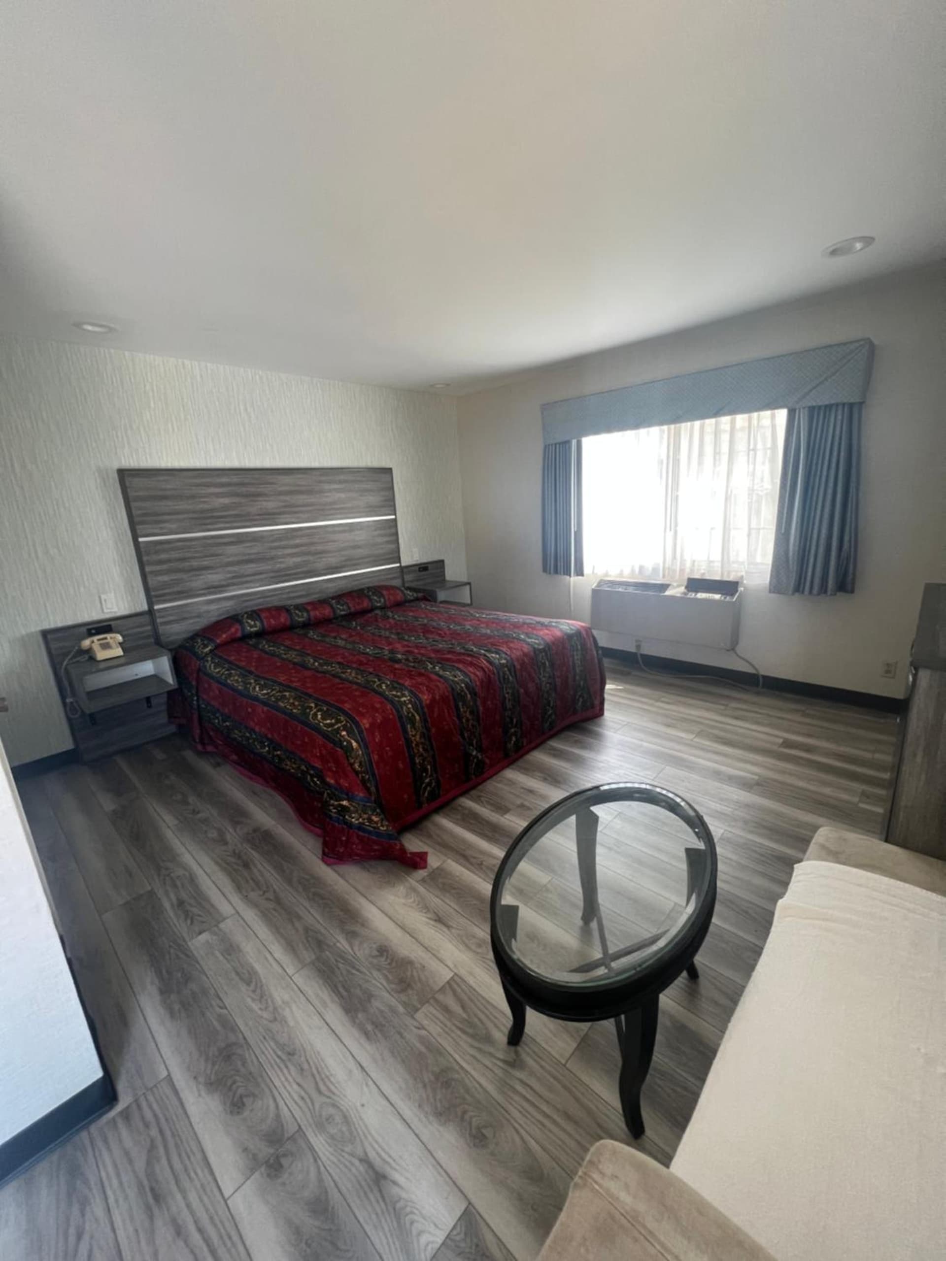 Keystone Motel gallery photo in Norwalk, CA — image 10