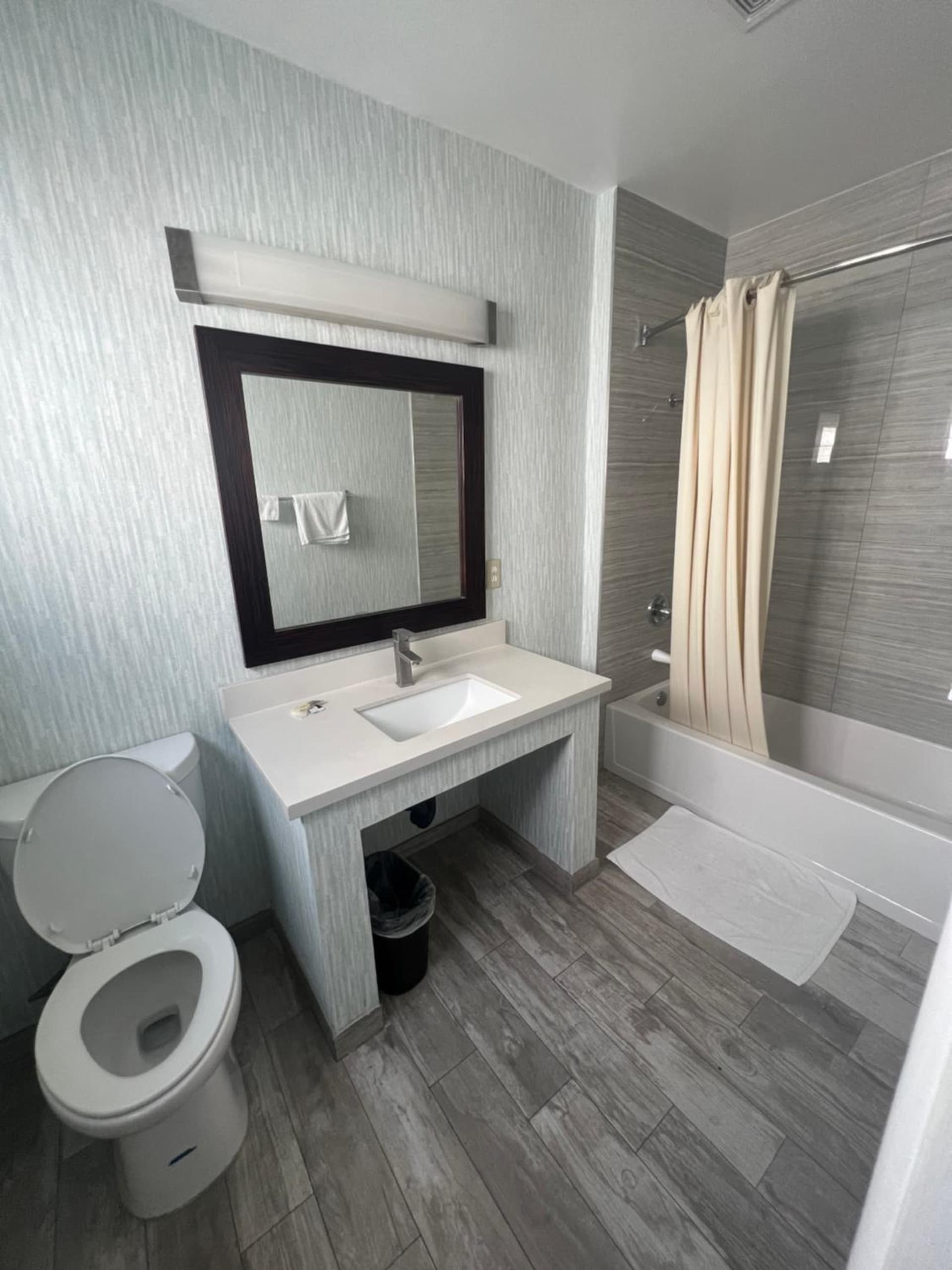 Keystone Motel gallery photo in Norwalk, CA — image 12