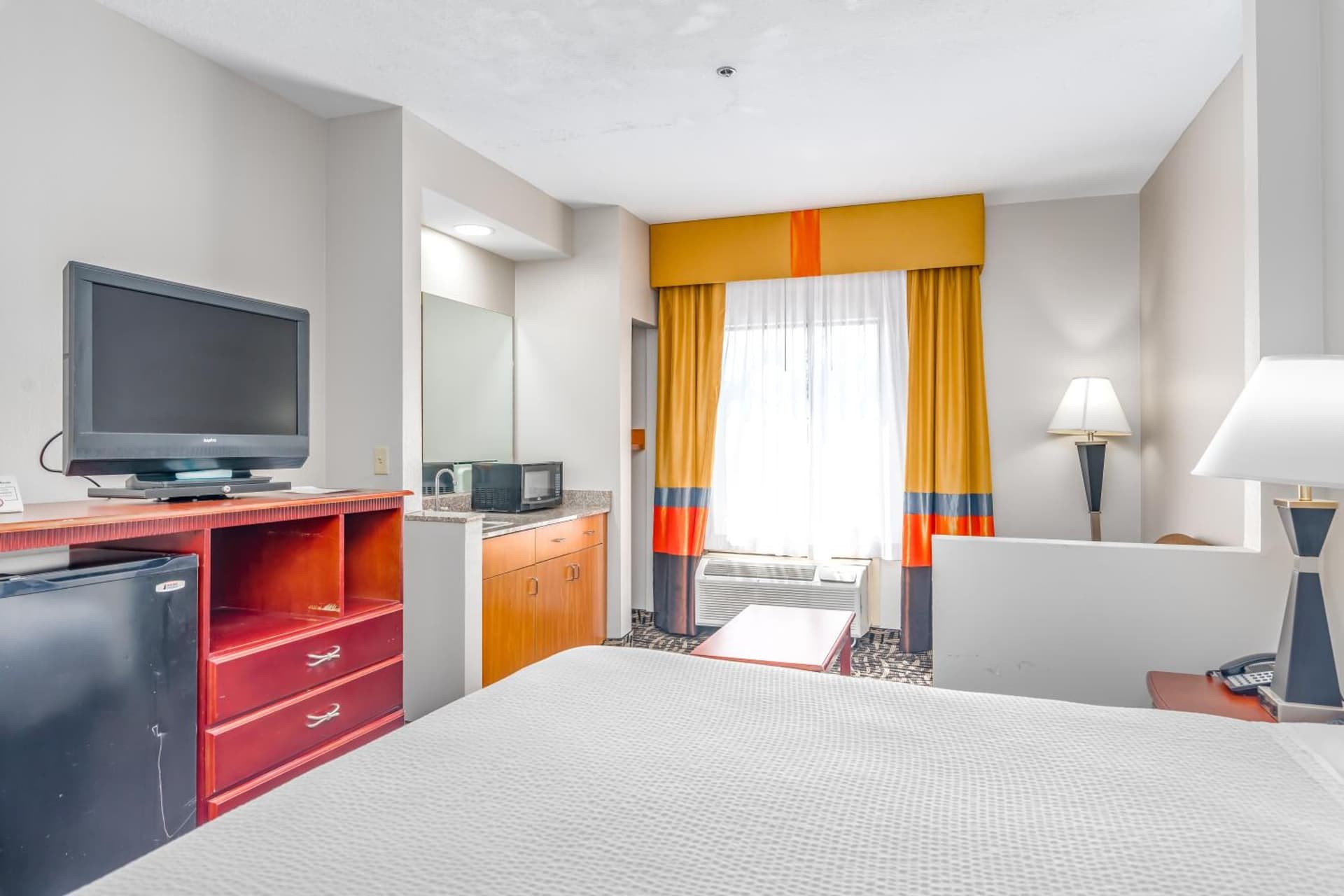 Days Inn & Suites by Wyndham Prattville-Montgomery gallery photo in Prattville, AL — image 33