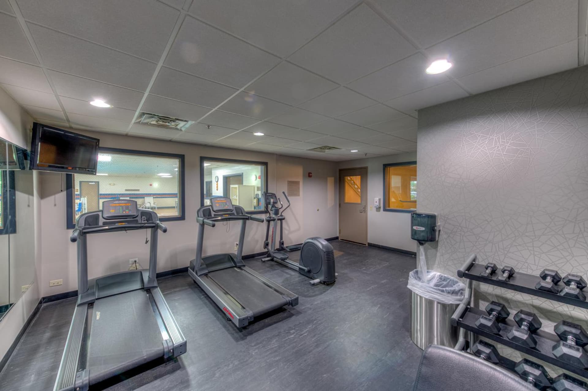 Country Inn & Suites by Radisson, Crystal Lake, IL gallery photo in Crystal Lake, IL — image 28