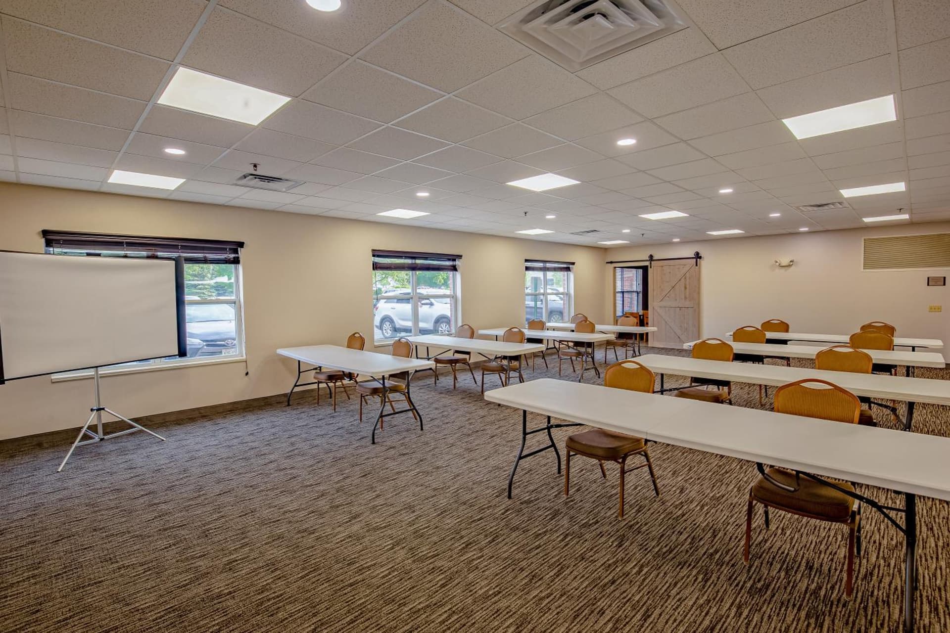 Country Inn & Suites by Radisson, Crystal Lake, IL gallery photo in Crystal Lake, IL — image 70