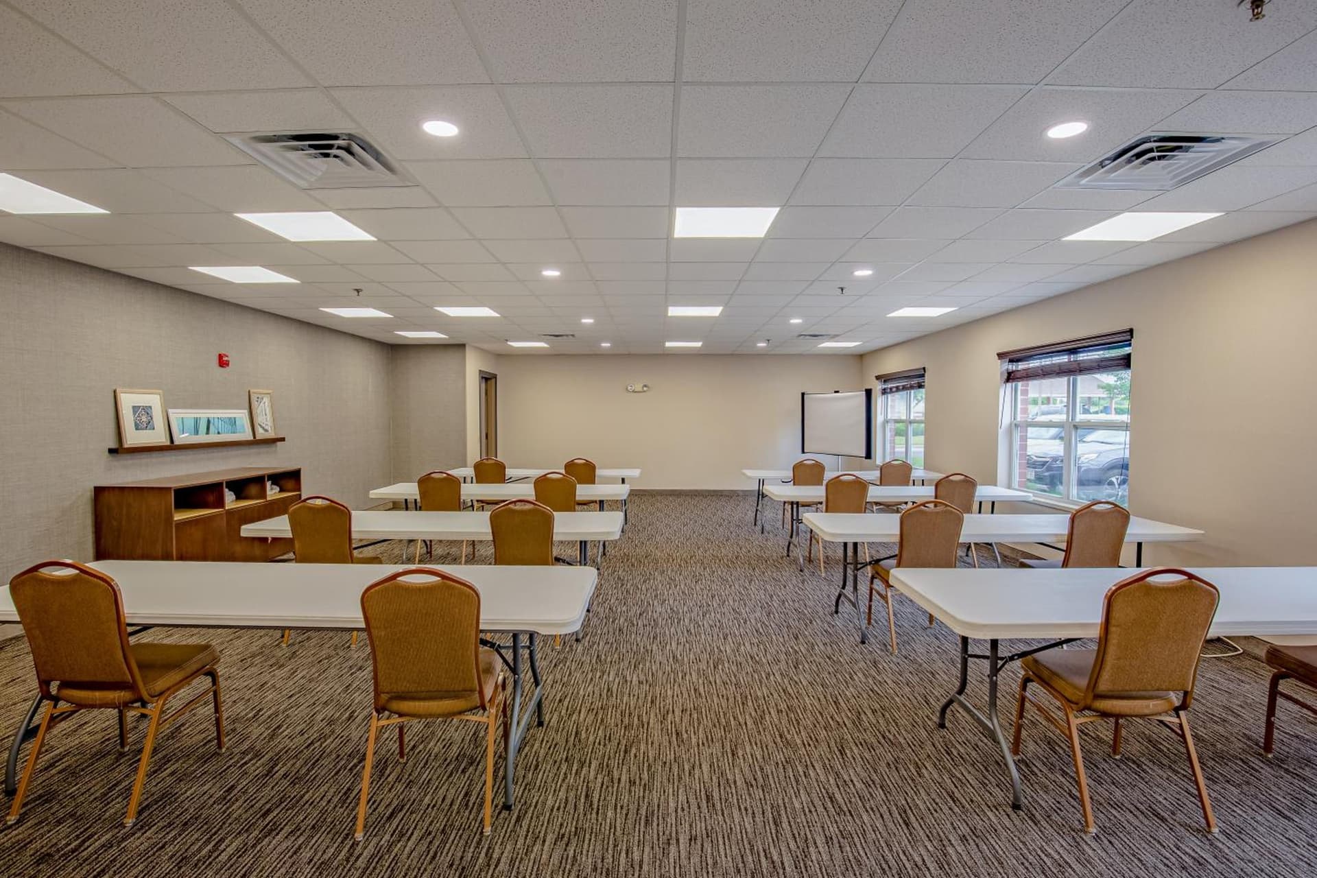 Country Inn & Suites by Radisson, Crystal Lake, IL gallery photo in Crystal Lake, IL — image 38