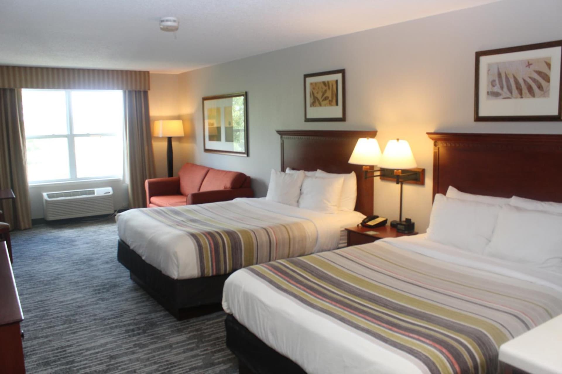 Country Inn & Suites by Radisson, Crystal Lake, IL gallery photo in Crystal Lake, IL — image 47
