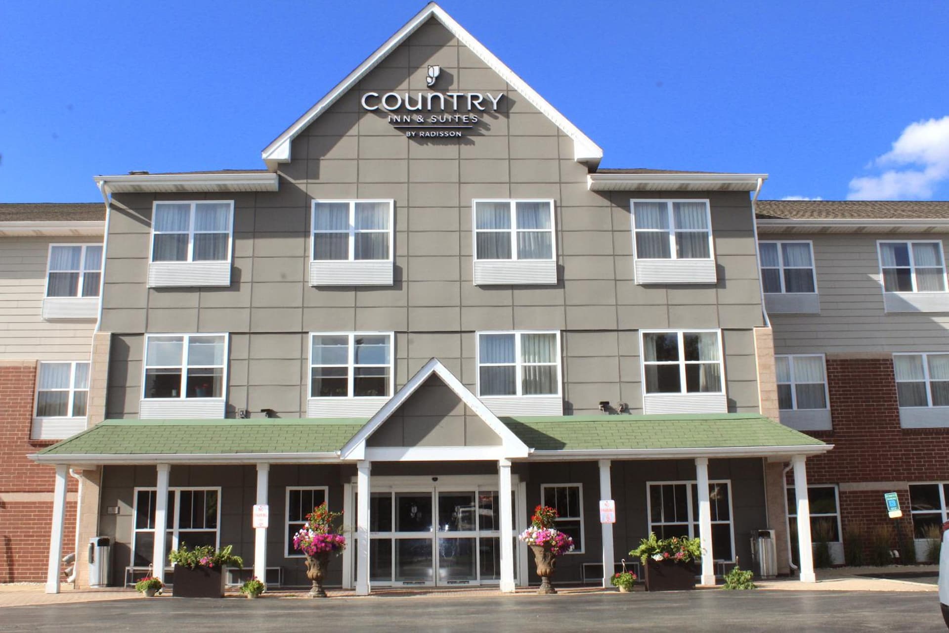 Country Inn & Suites by Radisson, Crystal Lake, IL gallery photo in Crystal Lake, IL — image 69