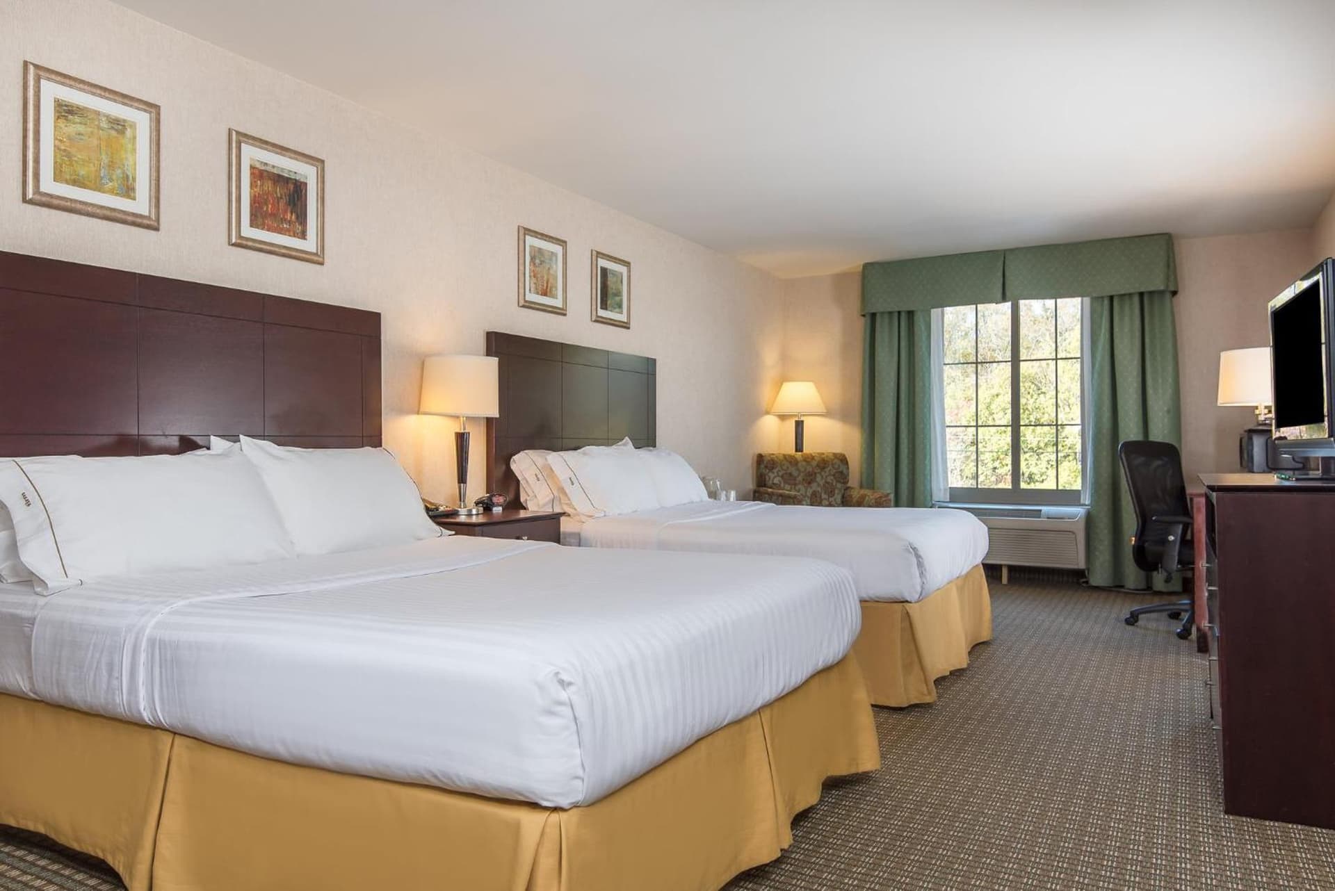 Holiday Inn Express Haskell-Wayne Area by IHG gallery photo in Haskell, NJ — image 10
