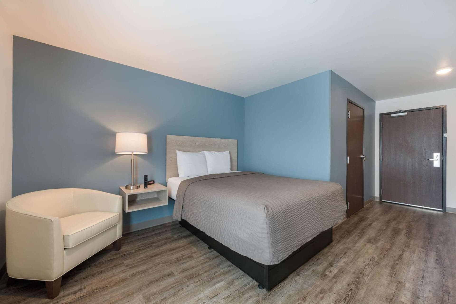 WoodSpring Suites Concord-Charlotte Speedway gallery photo in Concord, NC — image 12