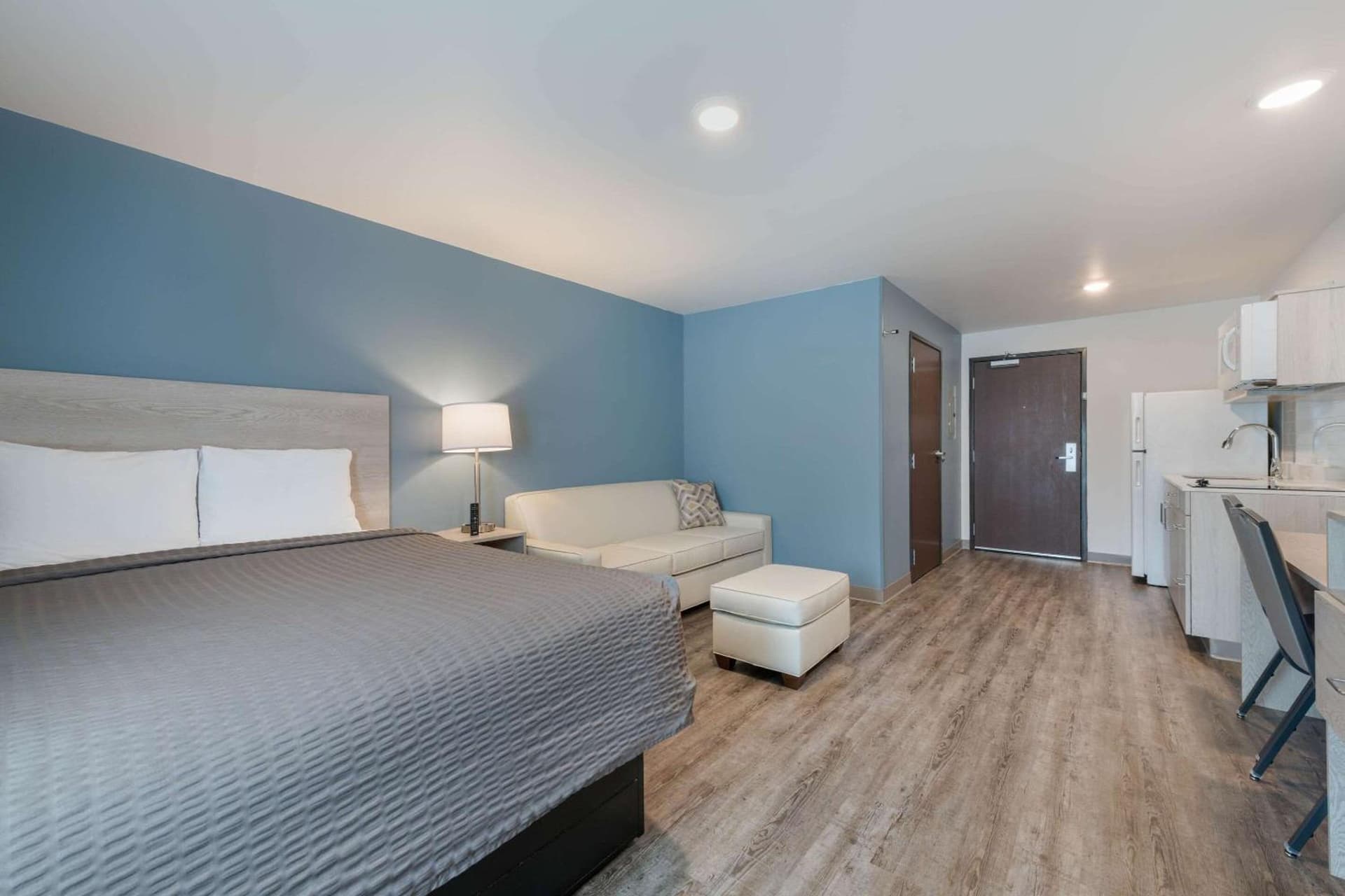 WoodSpring Suites Concord-Charlotte Speedway gallery photo in Concord, NC — image 36