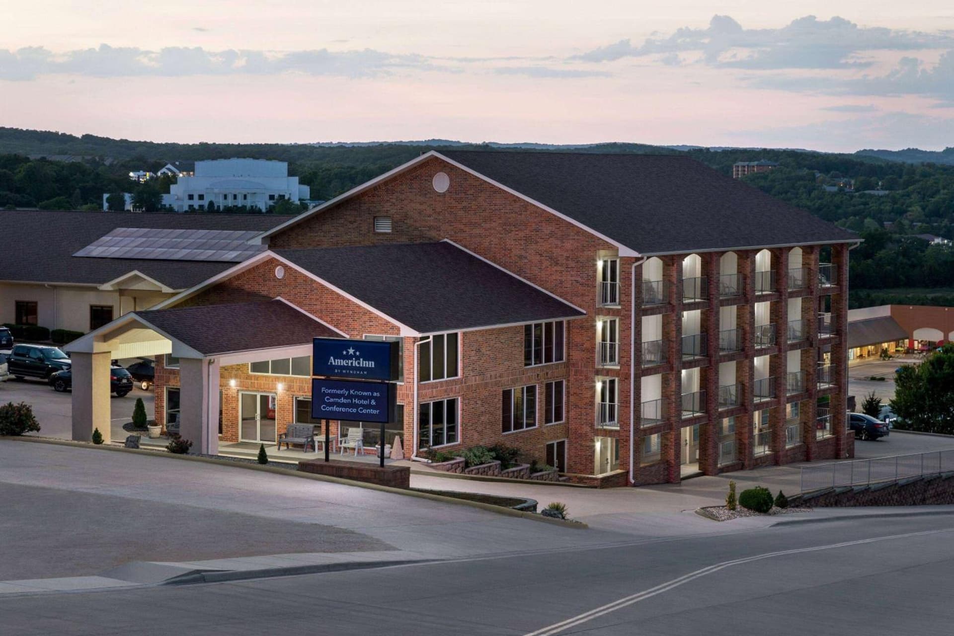 AmericInn by Wyndham Branson & Conference Center — hotel in Branson, Missouri