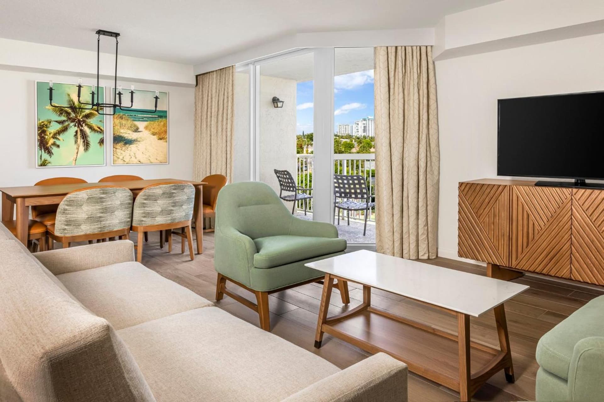 Club Wyndham Santa Barbara gallery photo in Pompano Beach, FL — image 21