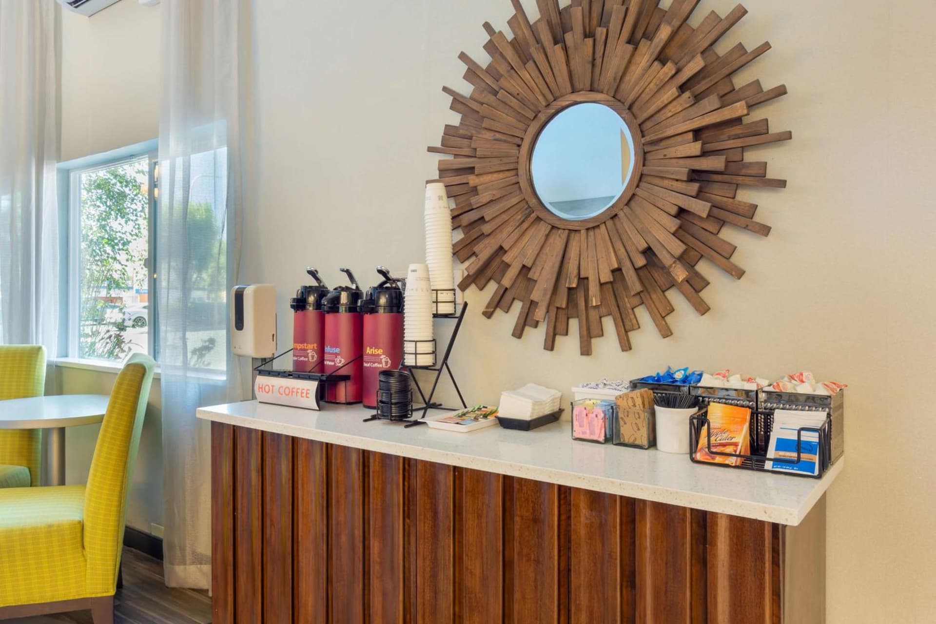 Best Western Plus Wenatchee Downtown Hotel interior in Wenatchee, WA — gallery photo 2