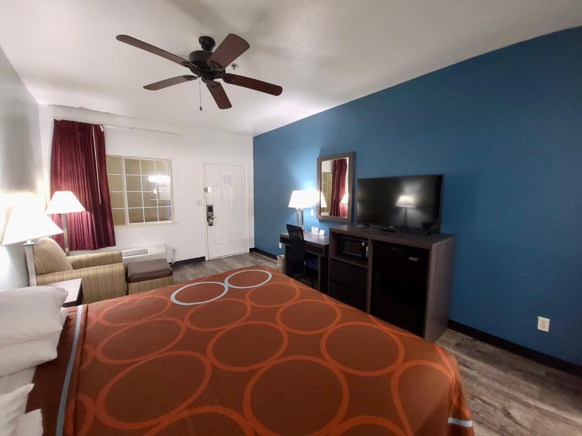 Scottish Inns & Suites Forney gallery photo in Forney, TX — image 15