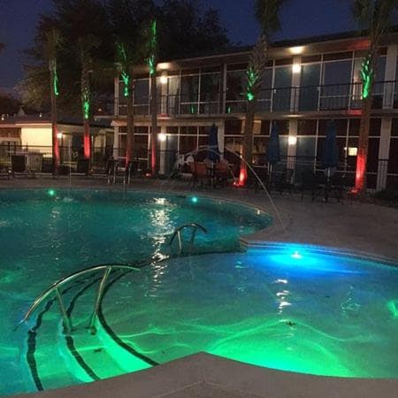Mother Earth Motor Lodge interior in Kinston, NC — gallery photo 2