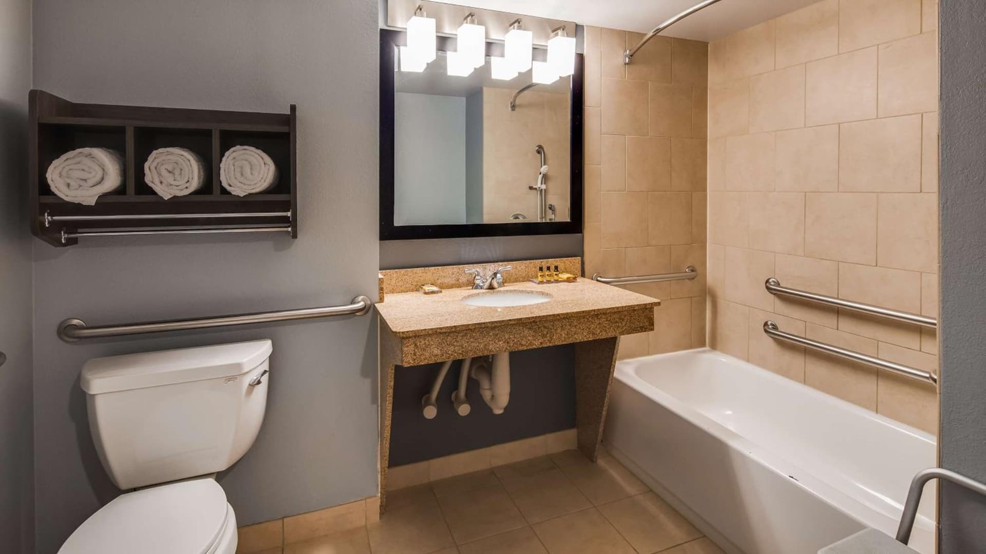Best Western Plus Champaign/Urbana Inn gallery photo in Champaign, IL — image 33