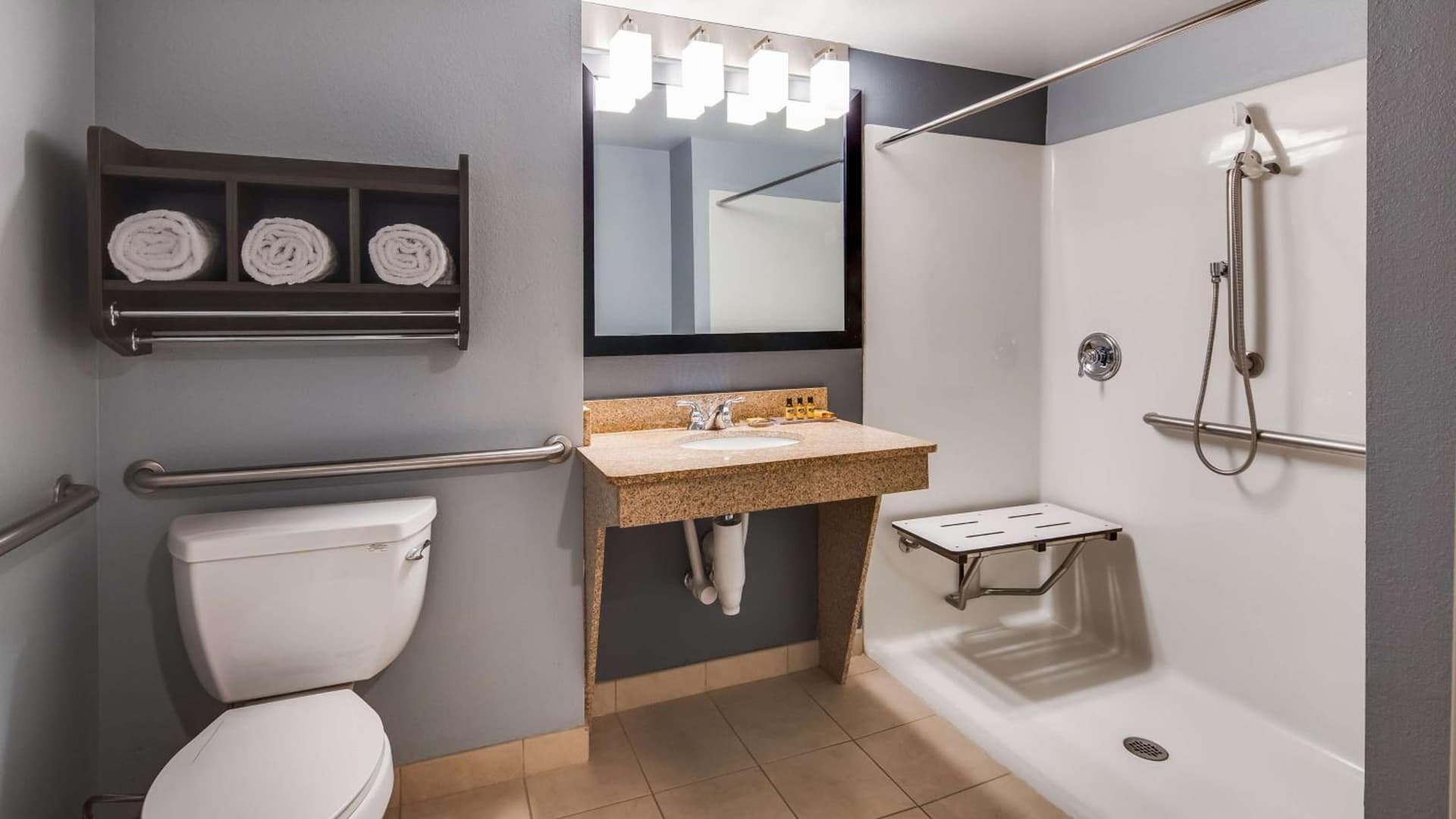 Best Western Plus Champaign/Urbana Inn gallery photo in Champaign, IL — image 14