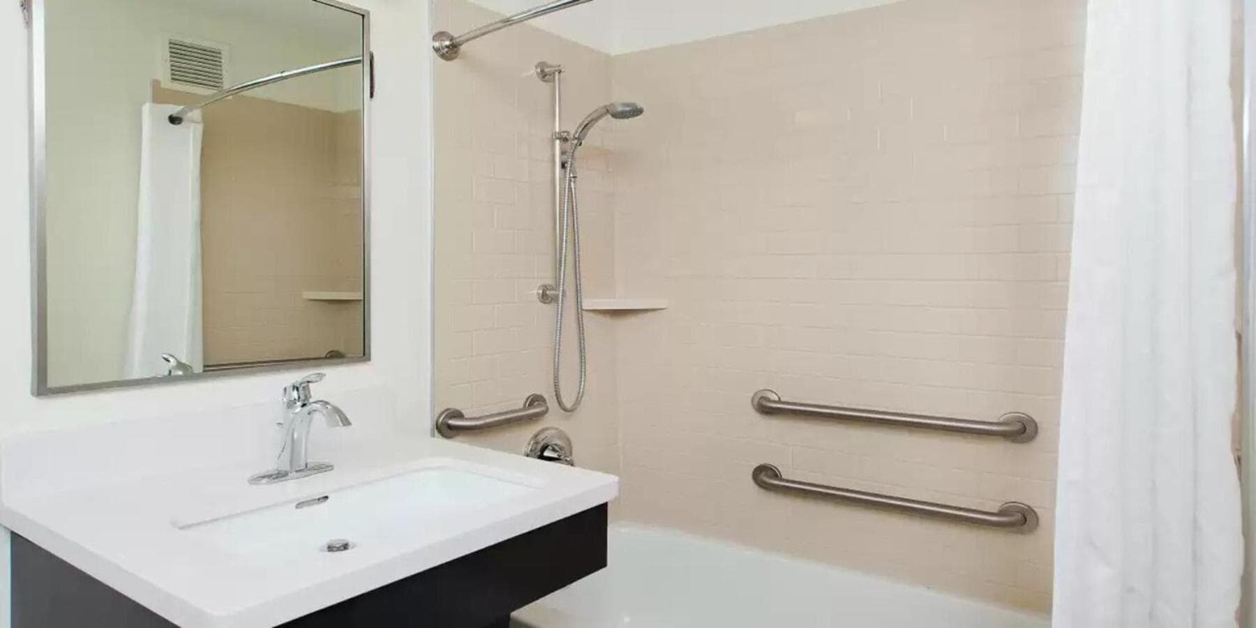 MainStay Suites- Kansas City Overland Park gallery photo in Overland Park, KS — image 5