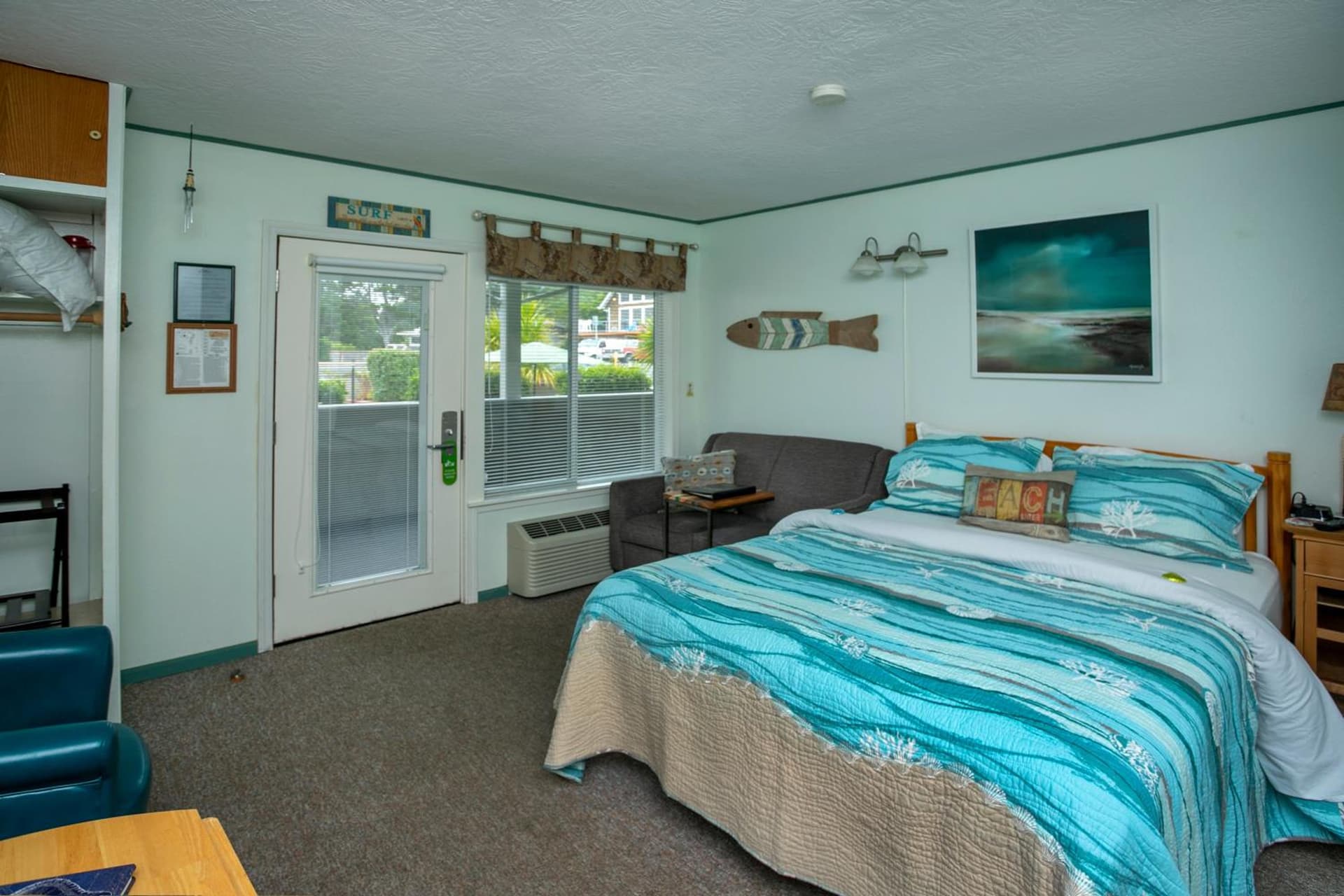 Lanai at the Cove interior in Seaside, OR — gallery photo 2
