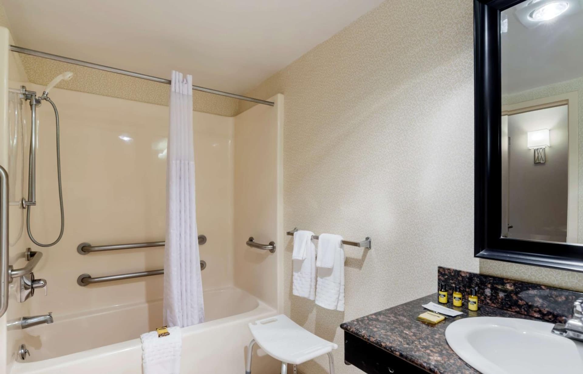 BEST WESTERN PLUS Inn at Valley View gallery photo in Roanoke, VA — image 19