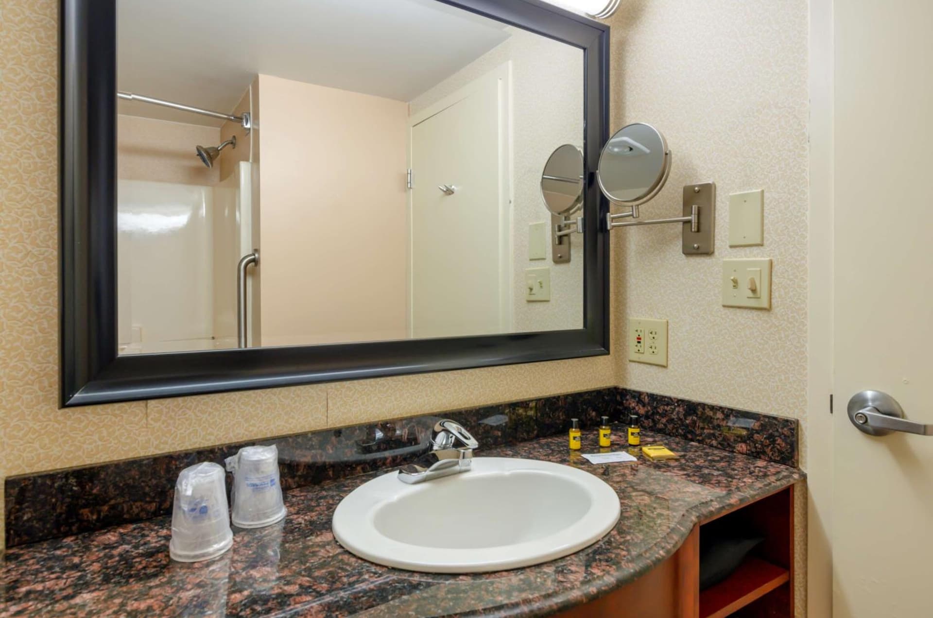 BEST WESTERN PLUS Inn at Valley View gallery photo in Roanoke, VA — image 10