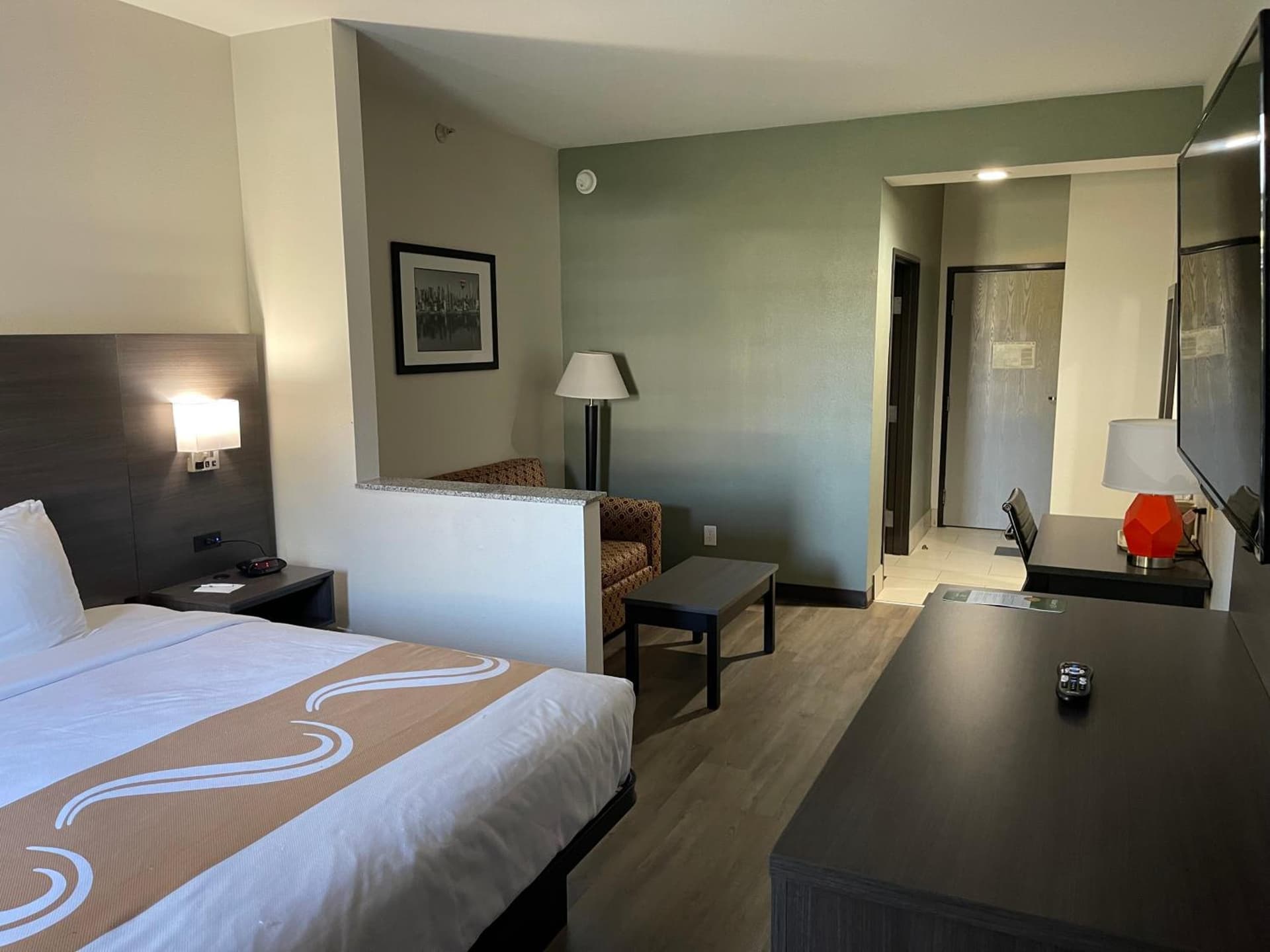 Quality Suites Tulsa I-44 gallery photo in Tulsa, OK — image 14
