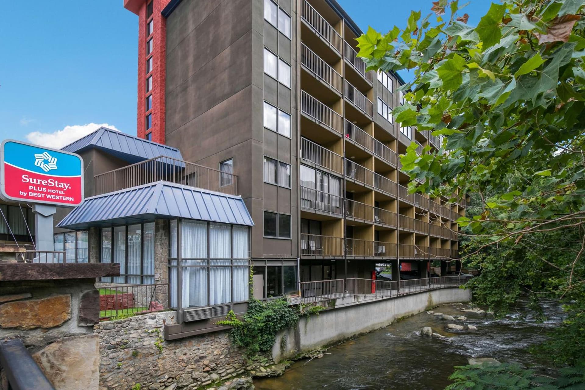 SureStay Plus Hotel by Best Western Gatlinburg featured exterior or lobby in Gatlinburg, TN — similar hotel