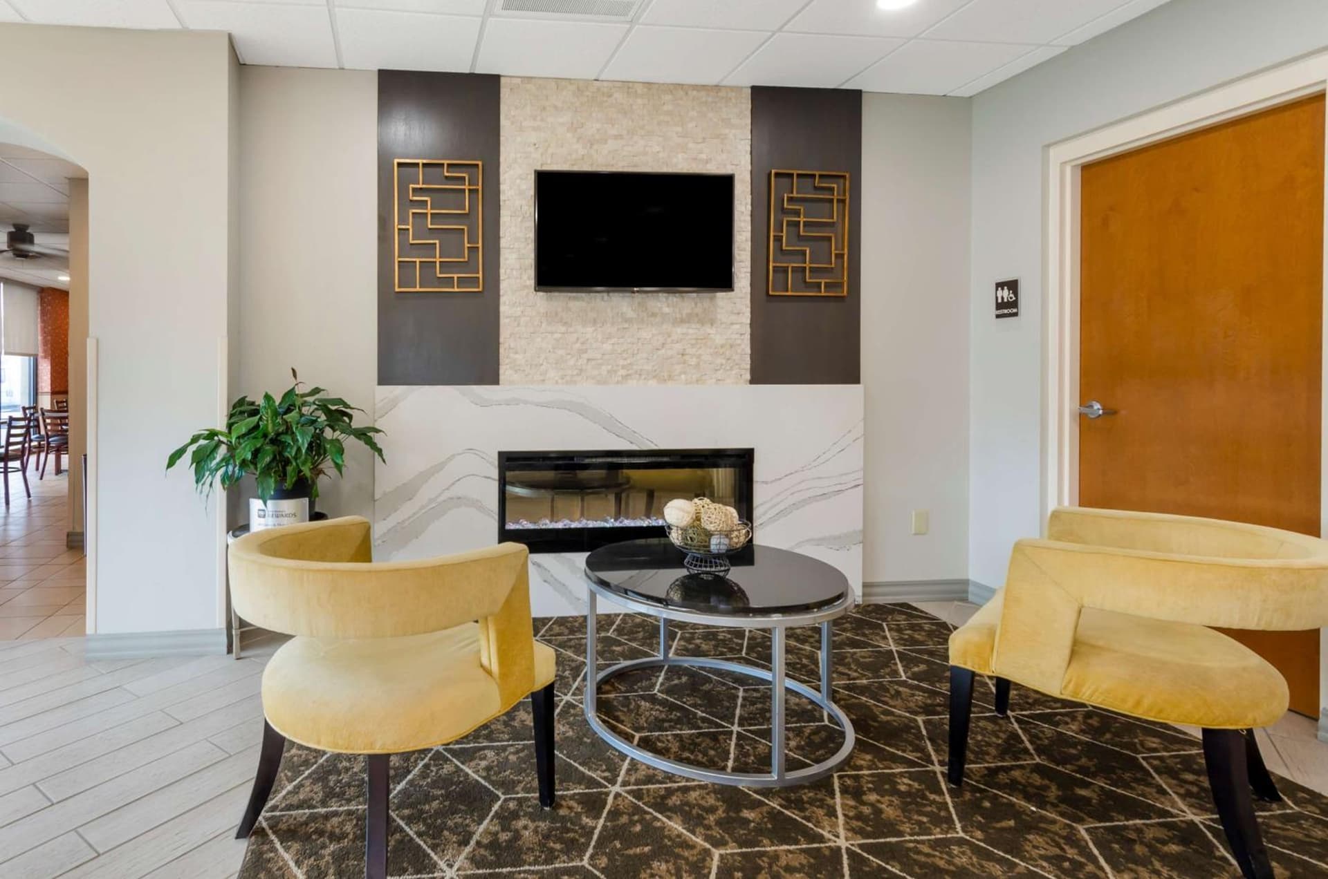 Best Western North Roanoke property views in Troutville, VA — gallery photo 3