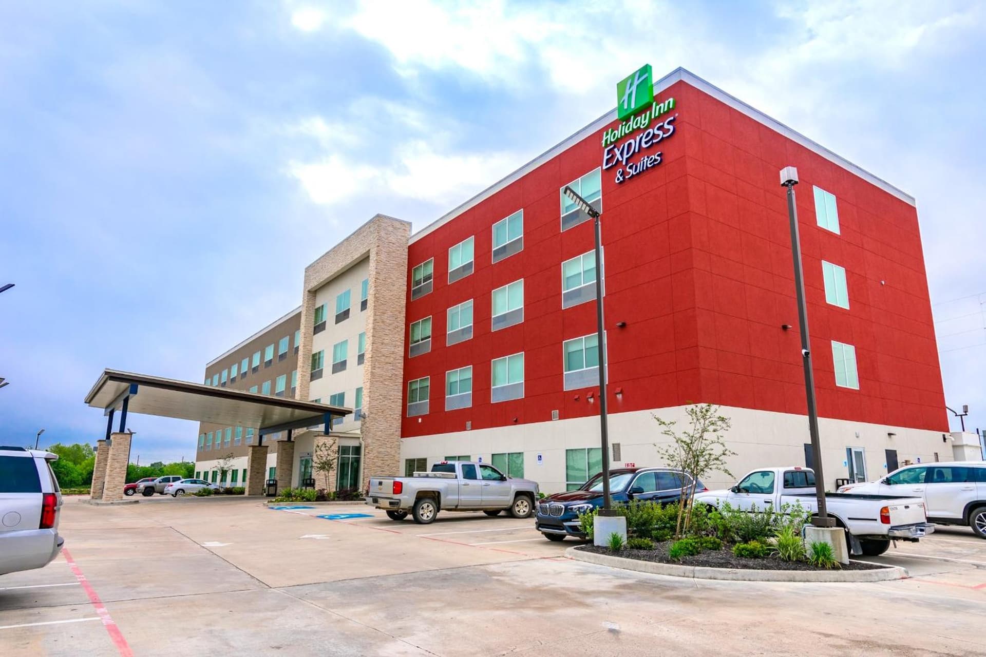 Holiday Inn Express & Suites - Houston IAH - Beltway 8 by IHG gallery photo in Houston, TX — image 12