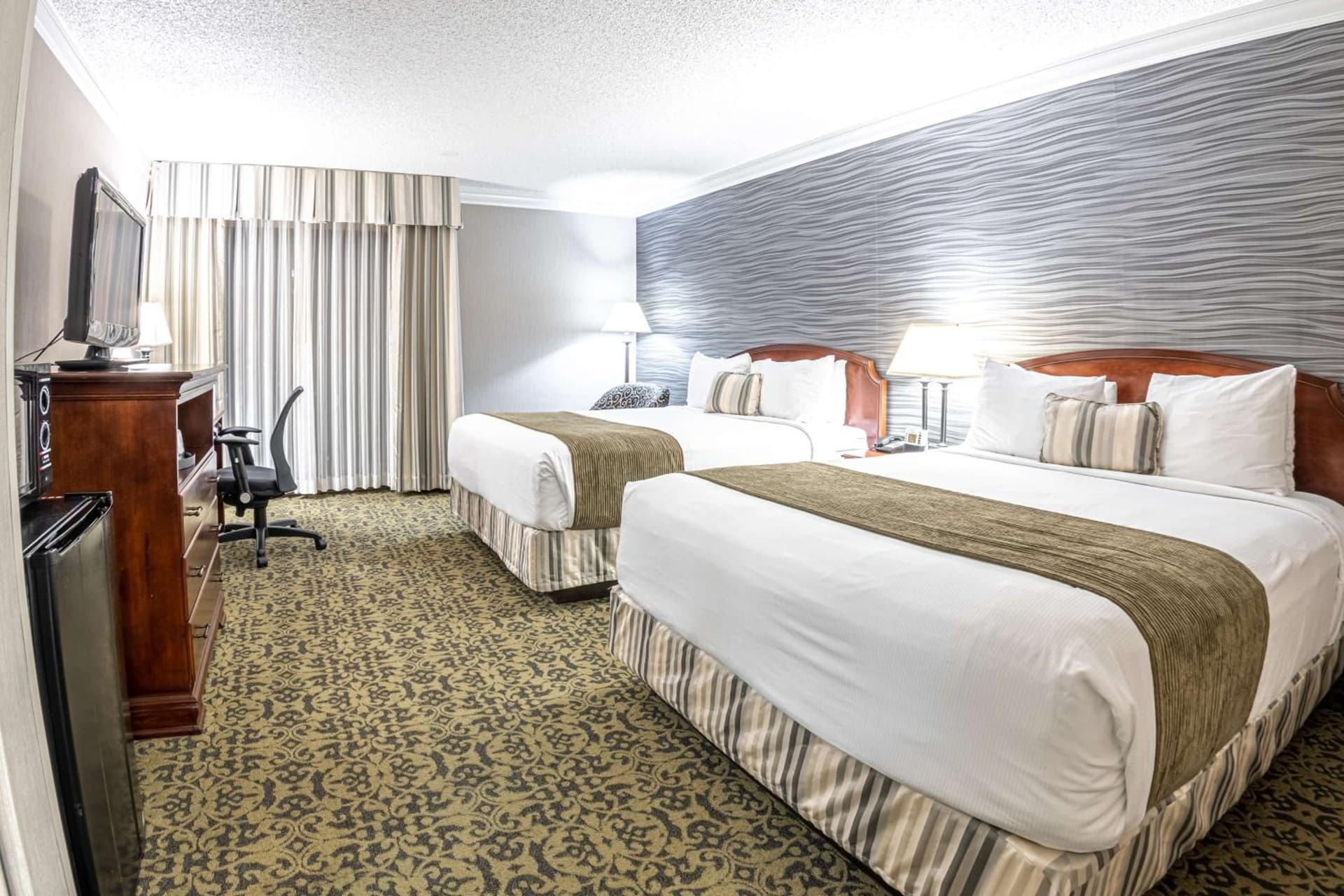 Salt Lake Plaza Hotel SureStay Collection by Best Western gallery photo in Salt Lake City, UT — image 57