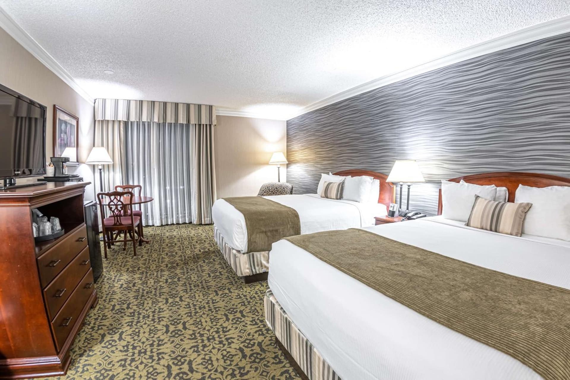 Salt Lake Plaza Hotel SureStay Collection by Best Western gallery photo in Salt Lake City, UT — image 28