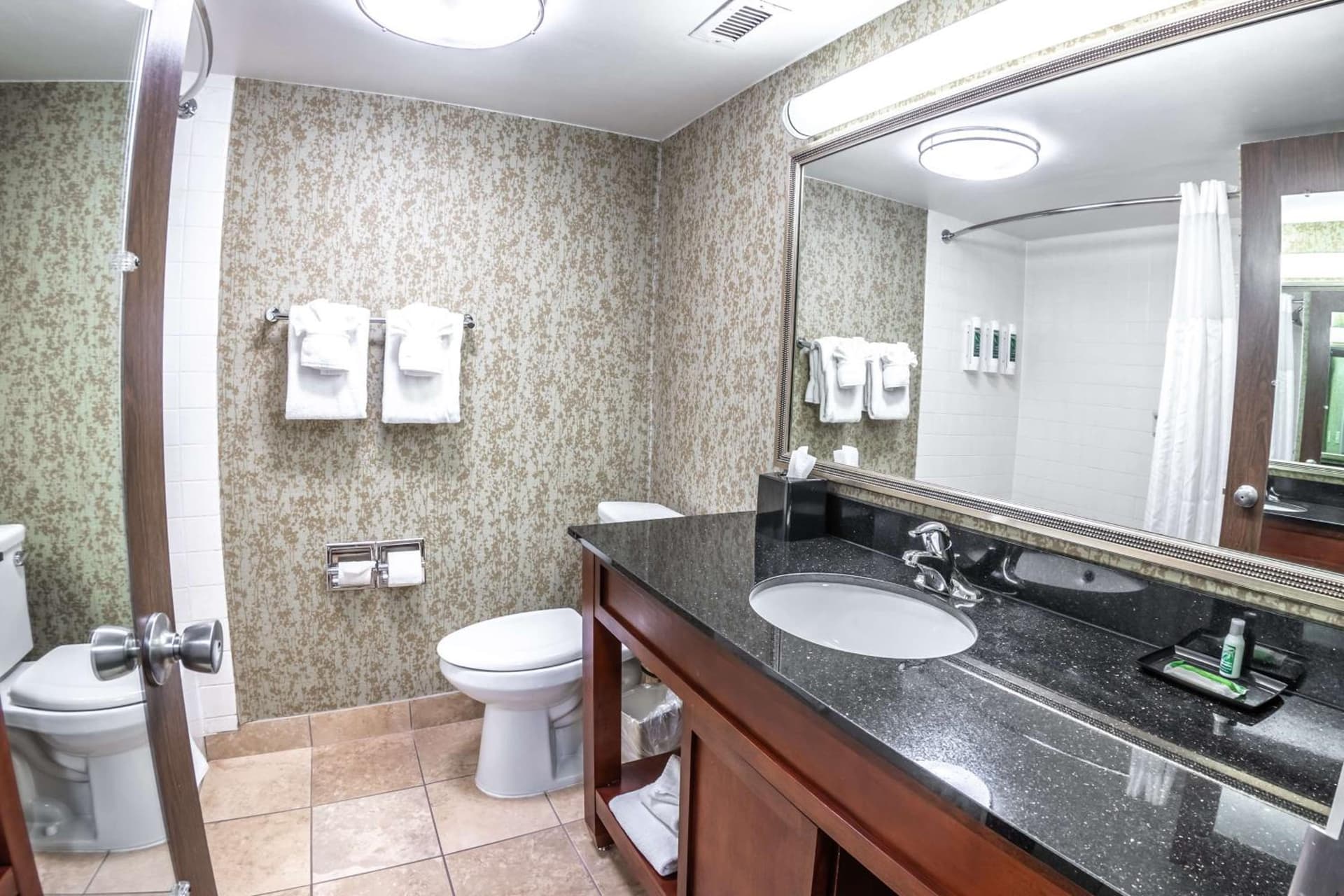 Salt Lake Plaza Hotel SureStay Collection by Best Western gallery photo in Salt Lake City, UT — image 9