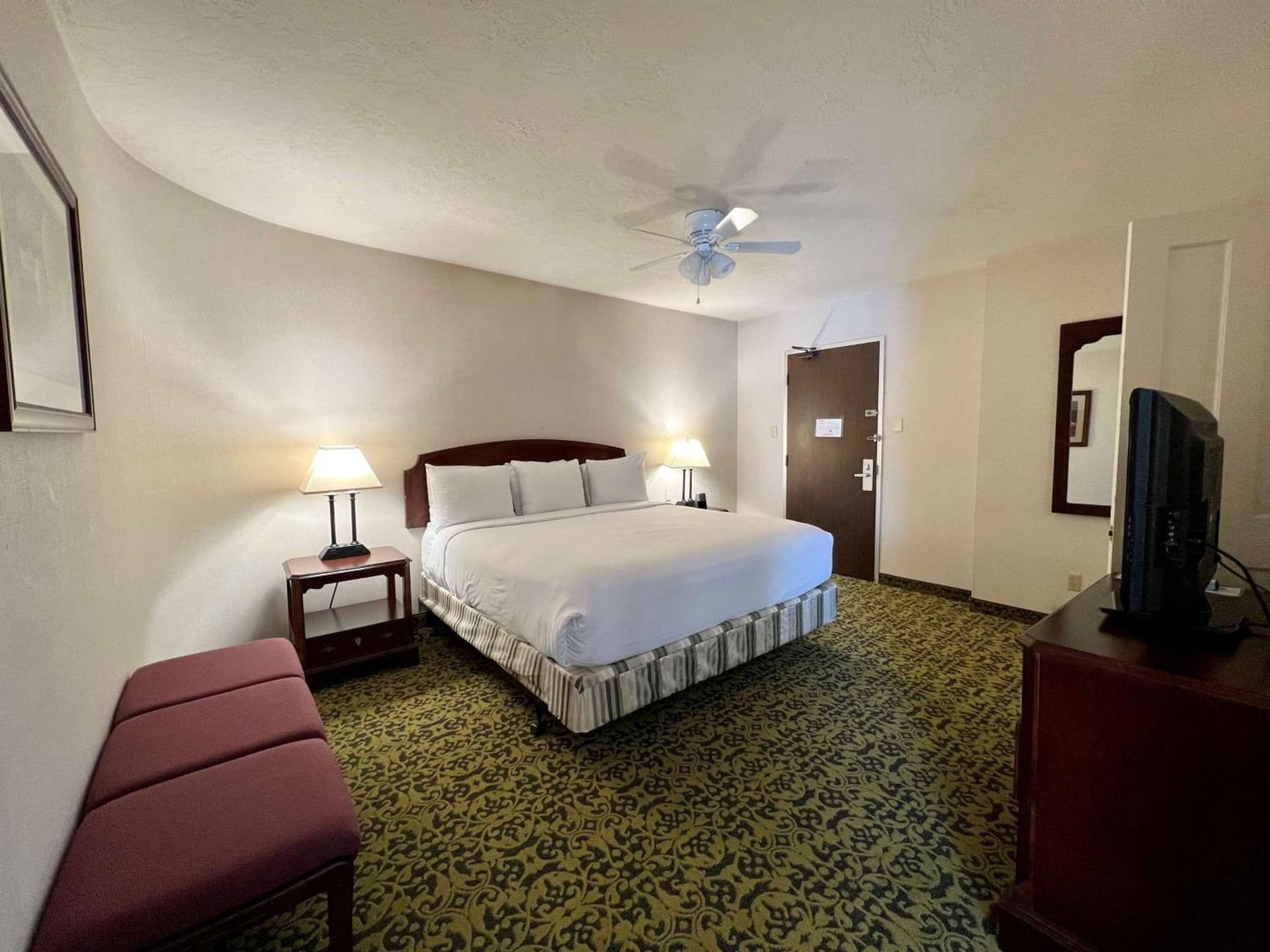 Salt Lake Plaza Hotel SureStay Collection by Best Western gallery photo in Salt Lake City, UT — image 17