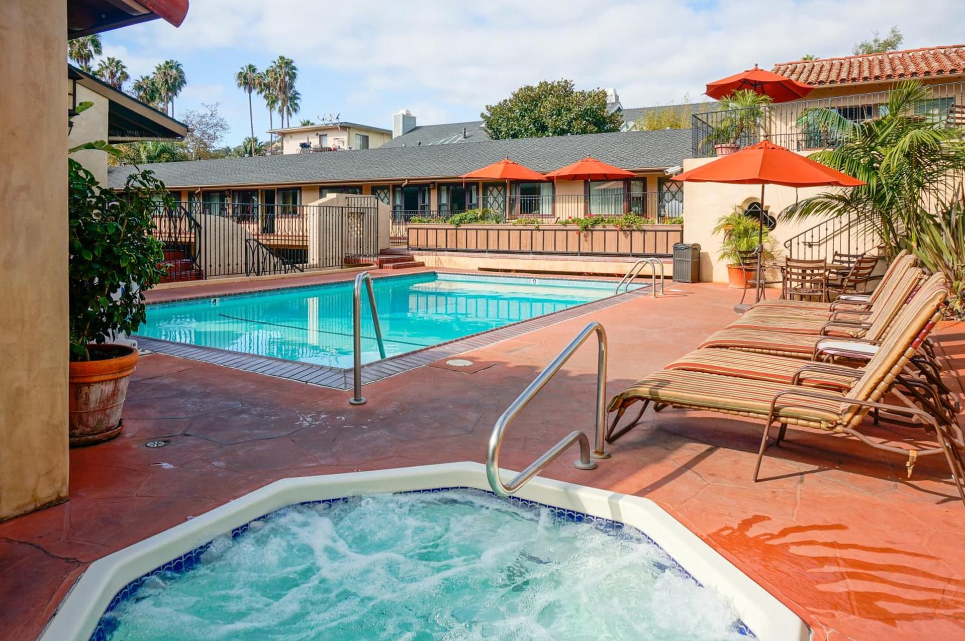 Brisas Del Mar Inn at the Beach gallery photo in Santa Barbara, CA — image 13