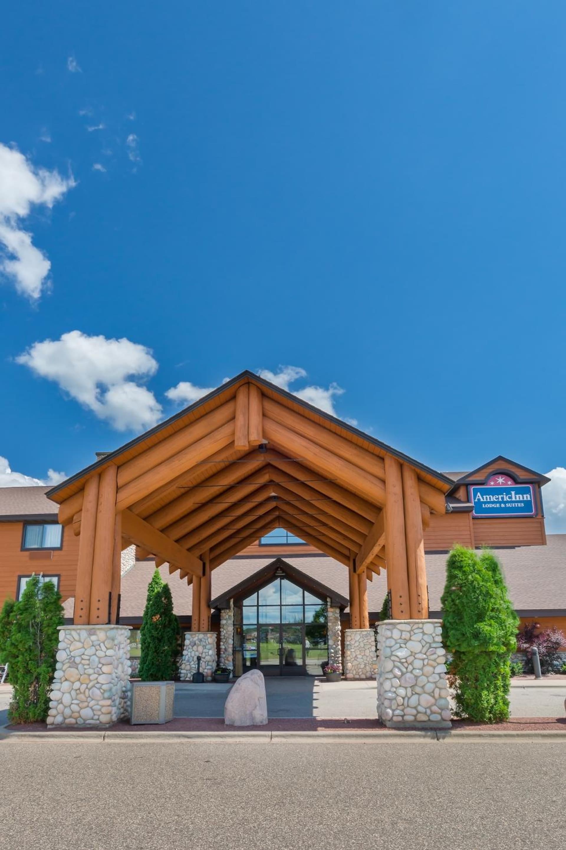 AmericInn by Wyndham Wisconsin Dells featured exterior or lobby in Wisconsin Dells, WI — similar hotel