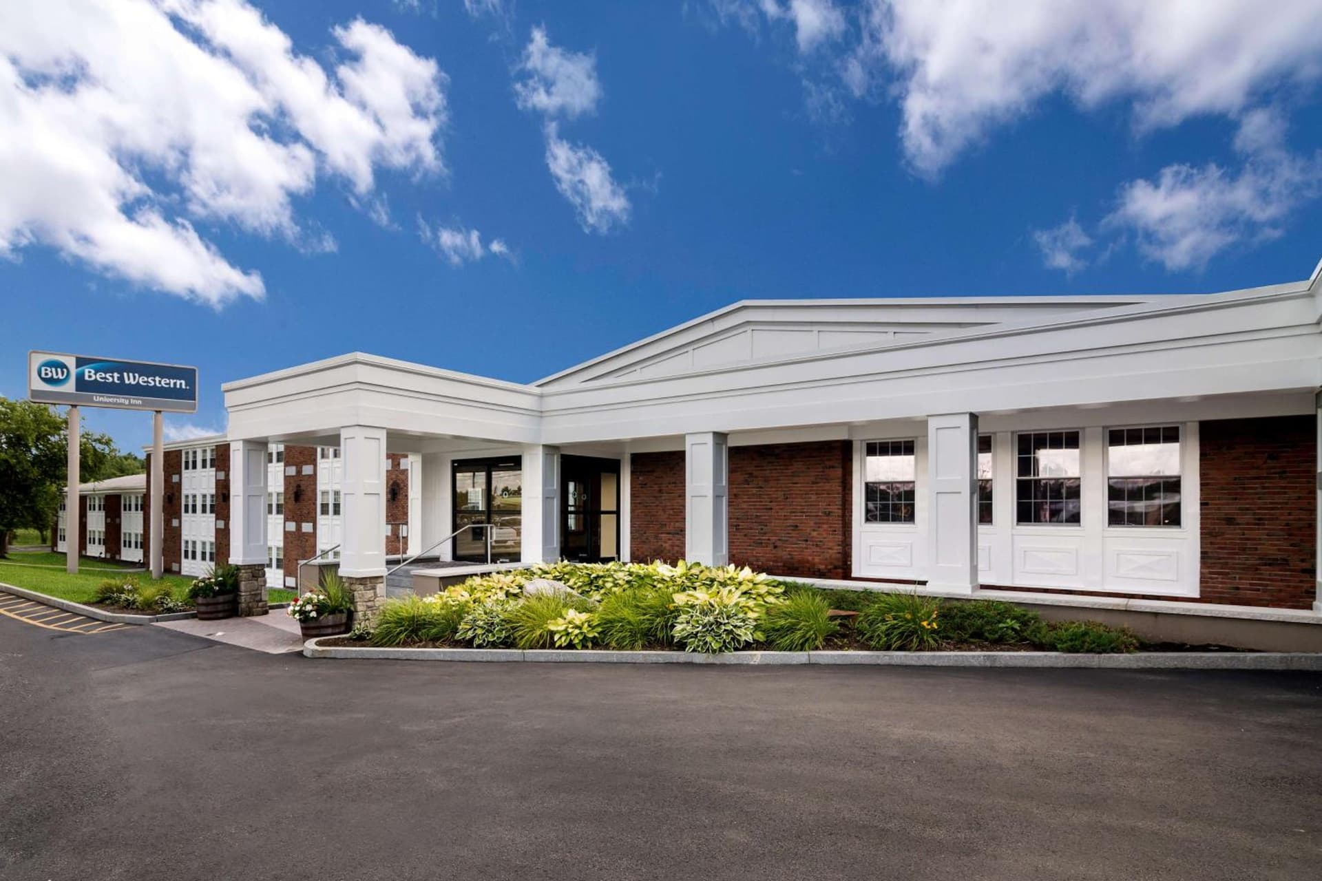 Best Western University Inn featured exterior or lobby in Canton — similar hotel