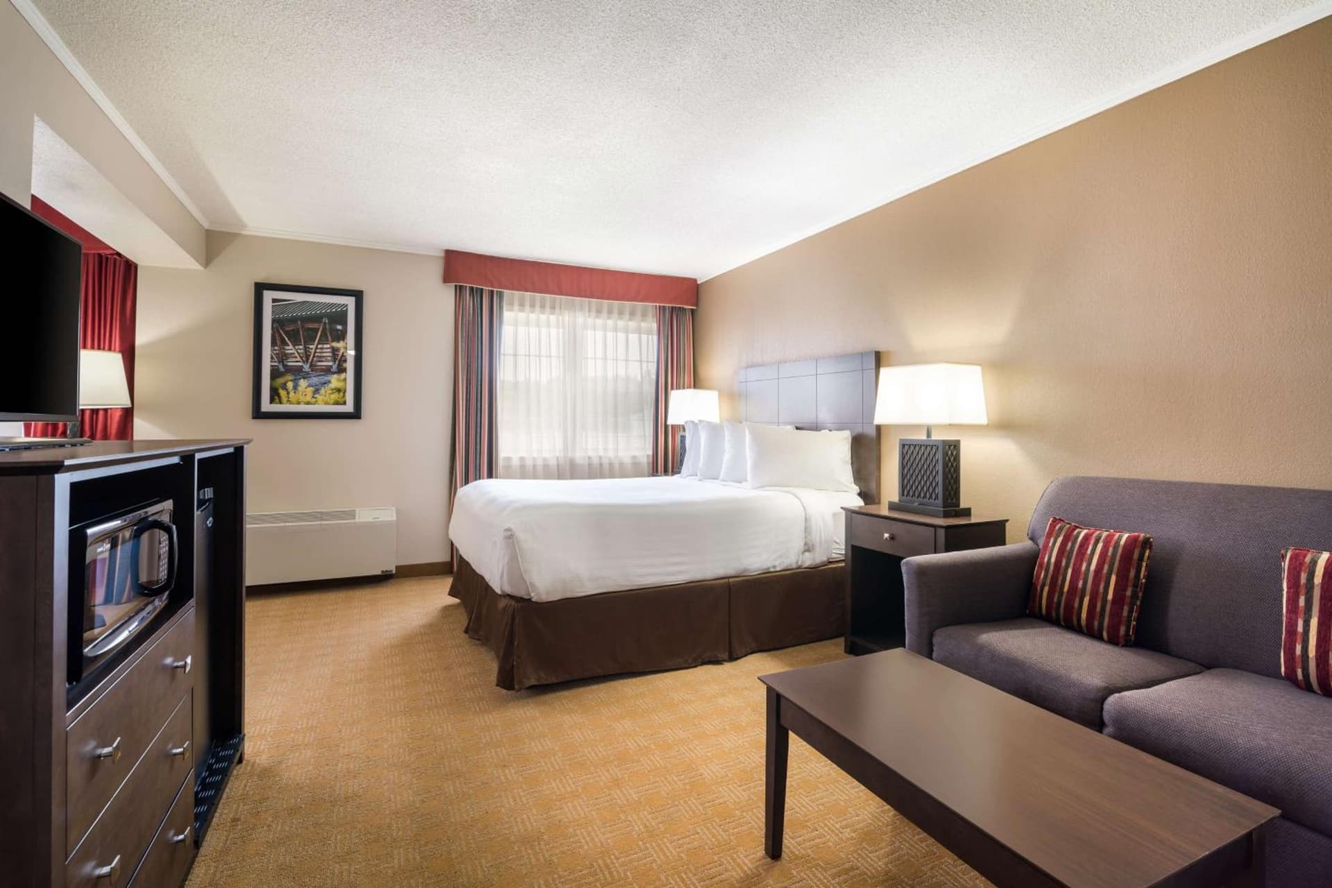 Best Western University Inn interior in Canton — gallery photo 2