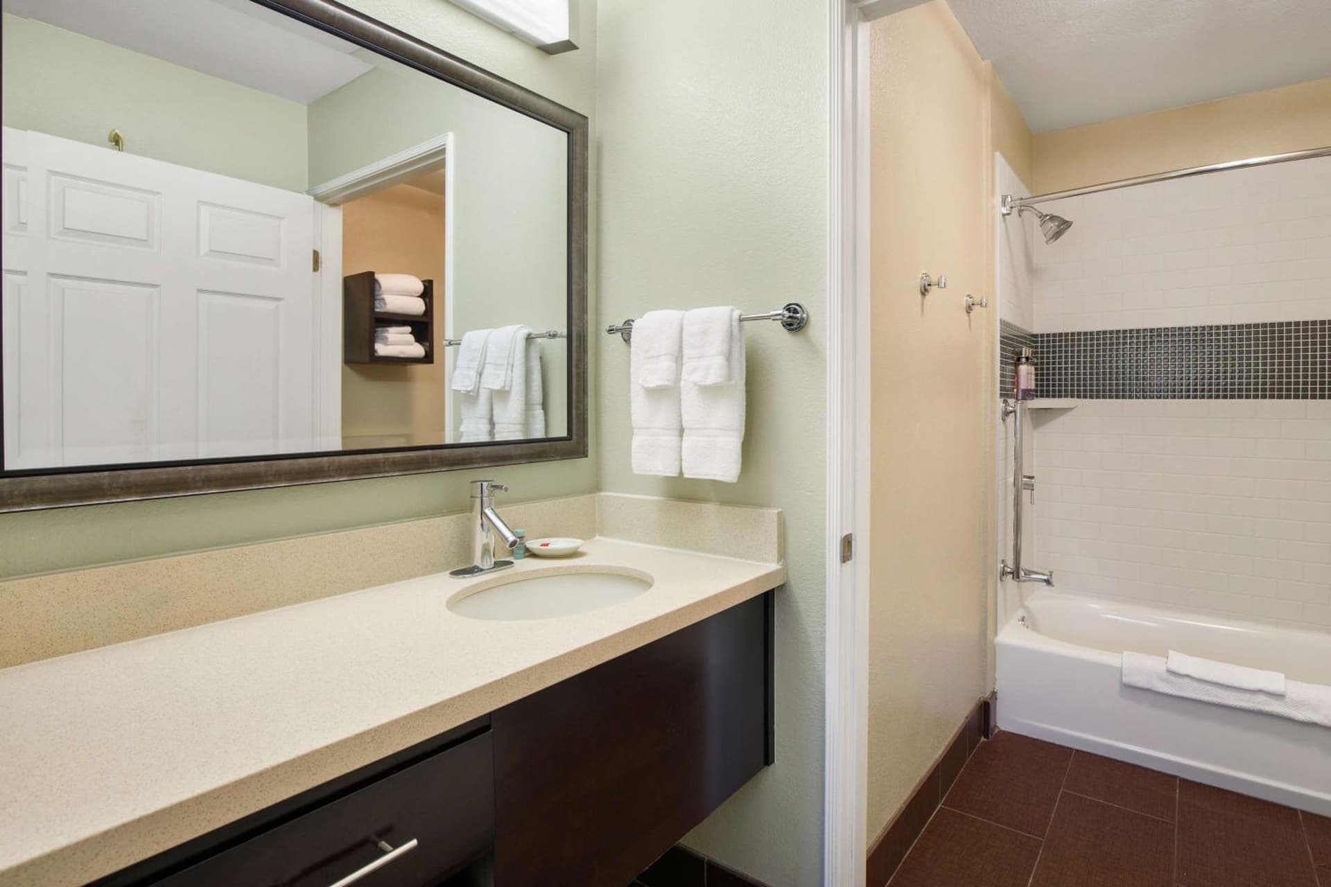 Sonesta ES Suites San Diego - Rancho Bernardo gallery photo in Rancho Bernardo, CA — image 34