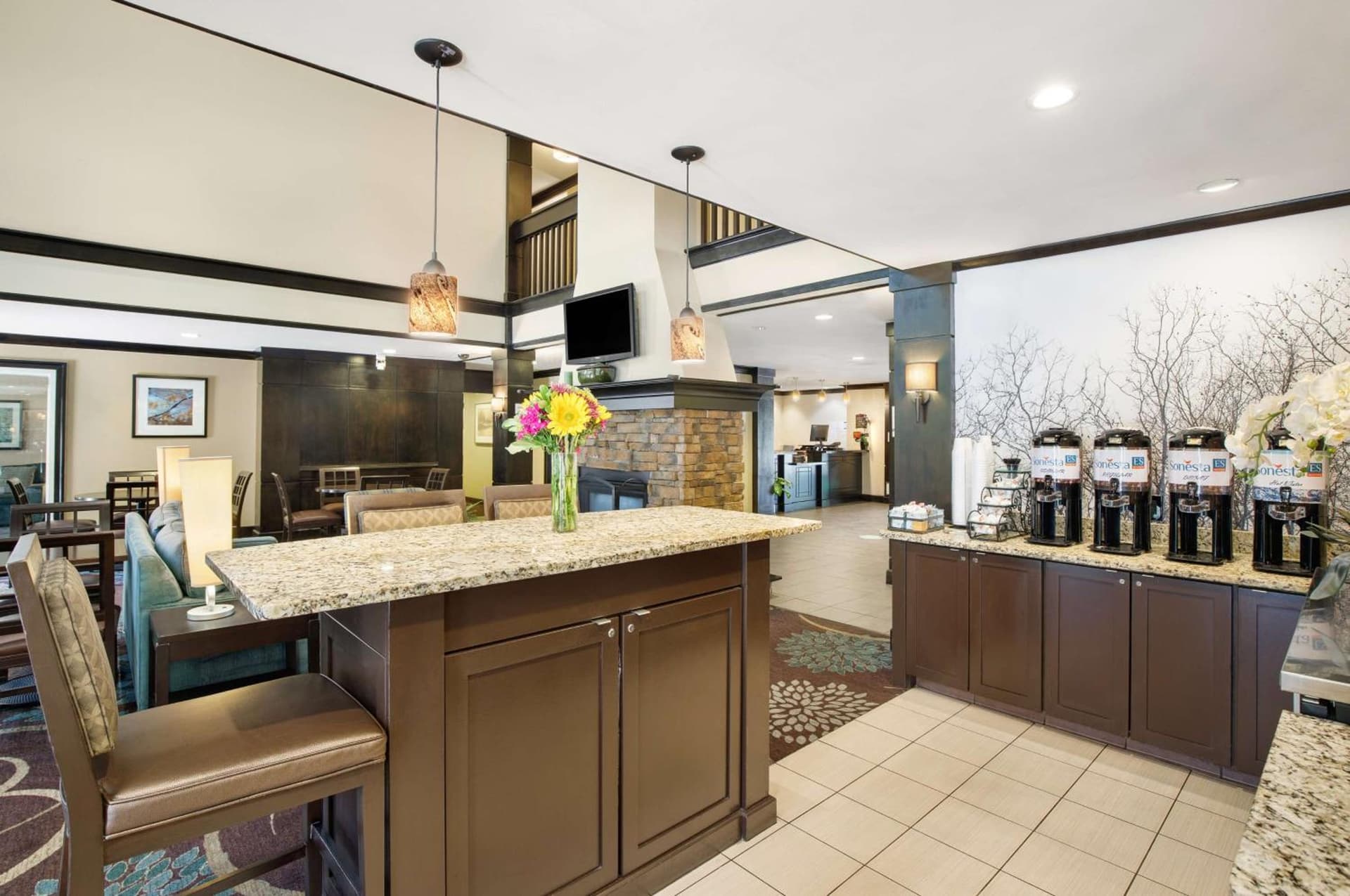 Sonesta ES Suites San Diego - Rancho Bernardo gallery photo in Rancho Bernardo, CA — image 5
