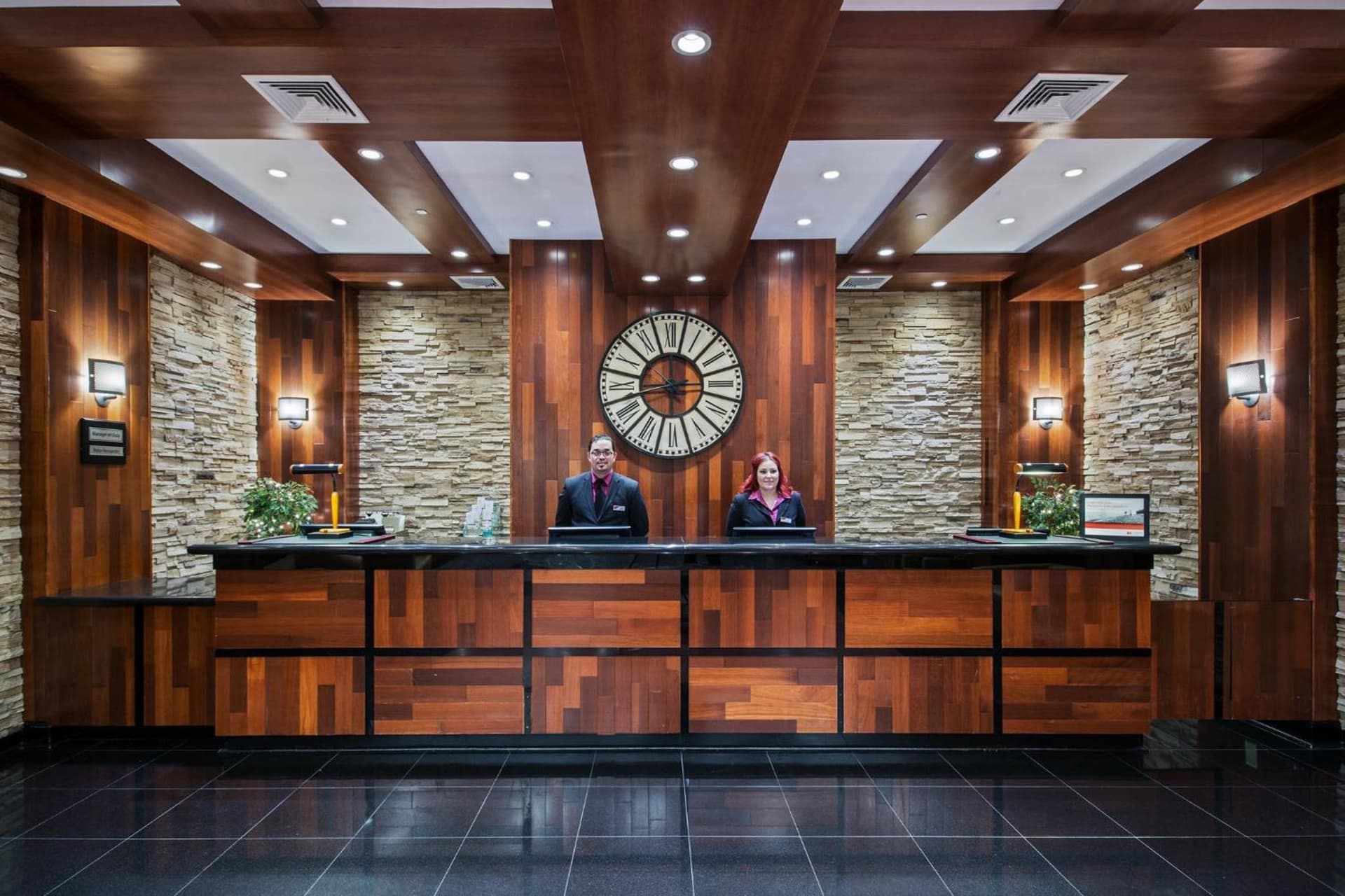 Crowne Plaza Newark Airport by IHG gallery photo in Elizabeth, NJ — image 18