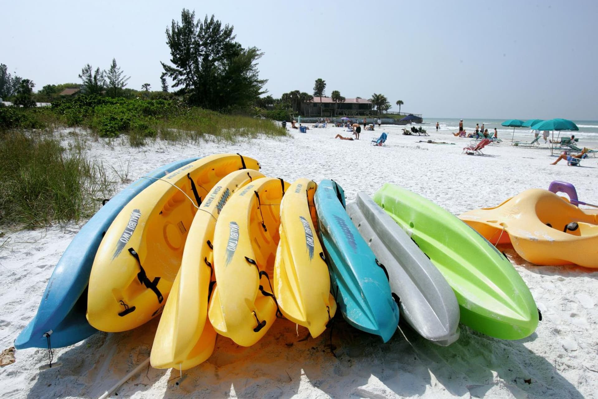Tropical Beach Resorts - Sarasota gallery photo in Sarasota, FL — image 9