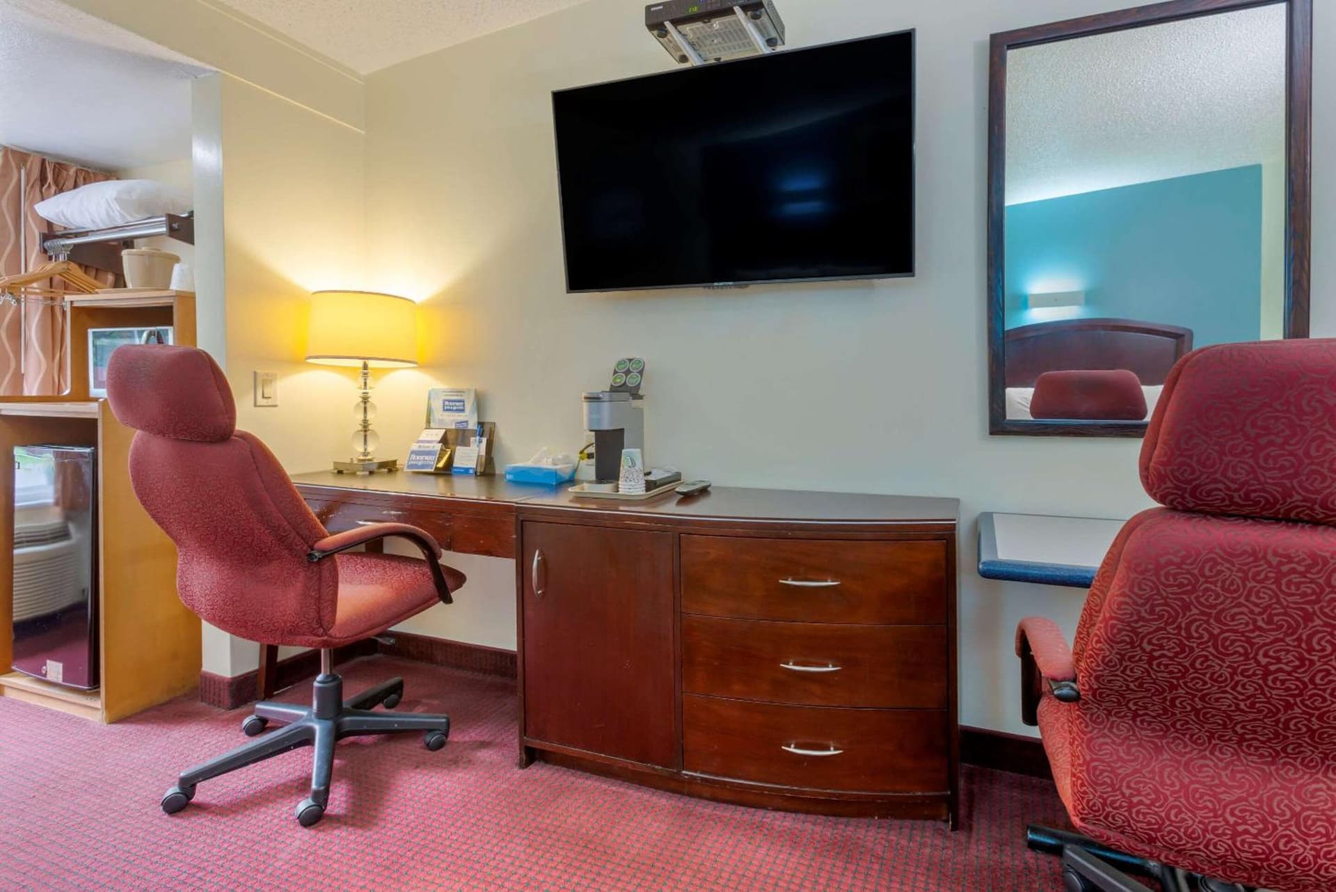 Rodeway Inn & Suites New Paltz - Hudson Valley gallery photo in New Paltz, NY — image 32