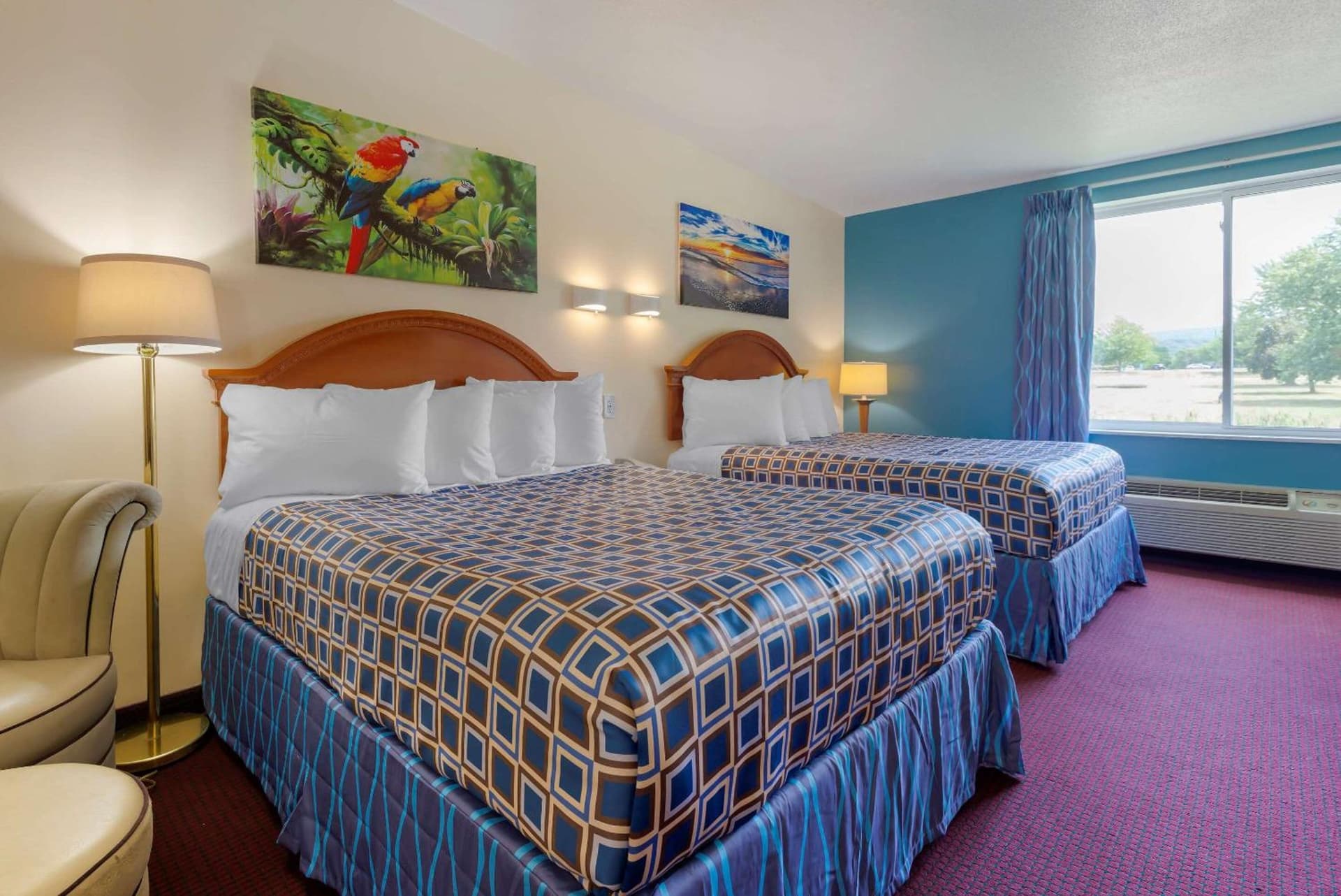 Rodeway Inn & Suites New Paltz - Hudson Valley gallery photo in New Paltz, NY — image 24