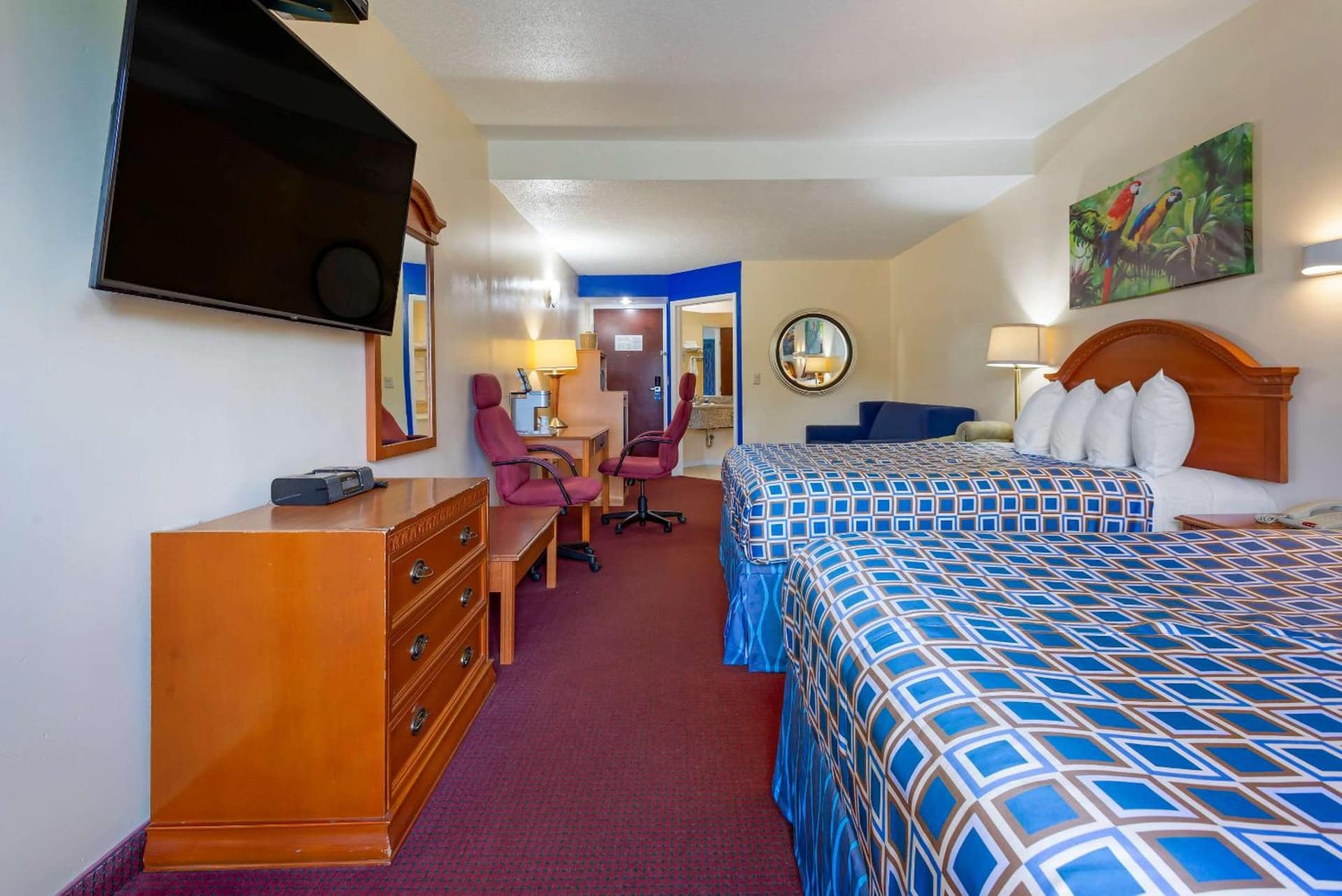 Rodeway Inn & Suites New Paltz - Hudson Valley gallery photo in New Paltz, NY — image 9