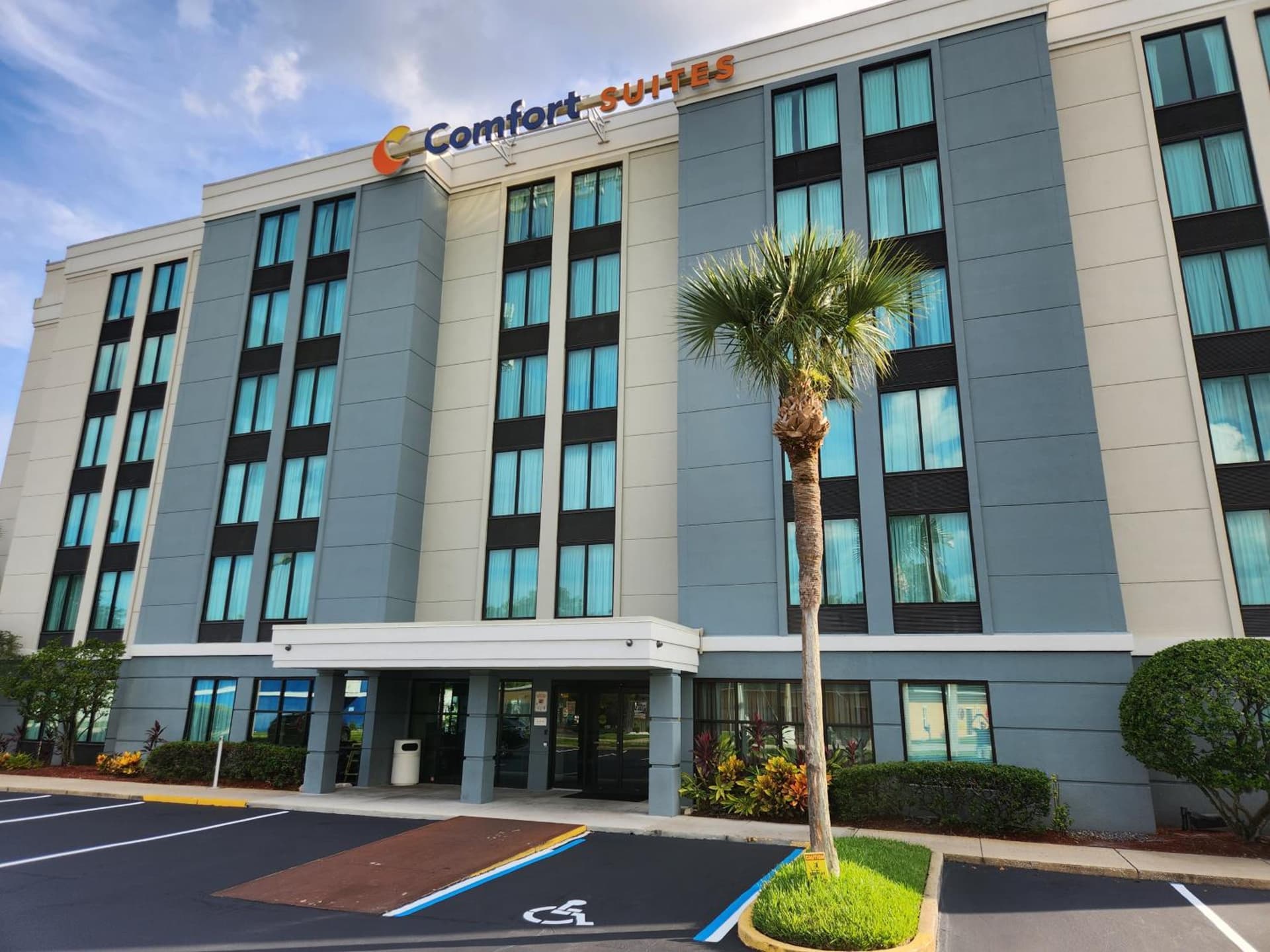 Comfort Suites Baymeadows Near Butler Blvd gallery photo in Jacksonville, FL — image 13