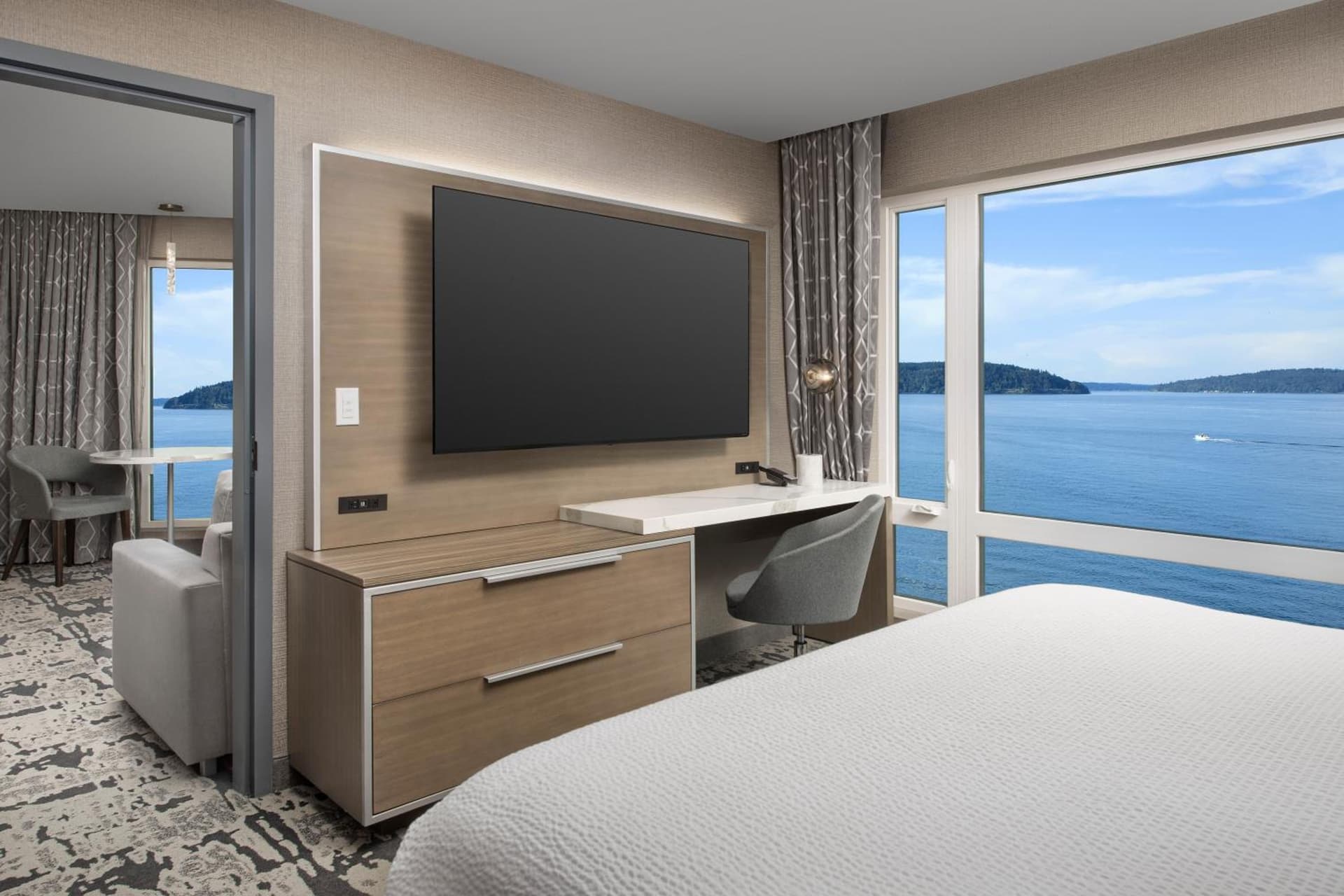 Silver Cloud Hotel Tacoma at Point Ruston Waterfront gallery photo in Tacoma, WA — image 19