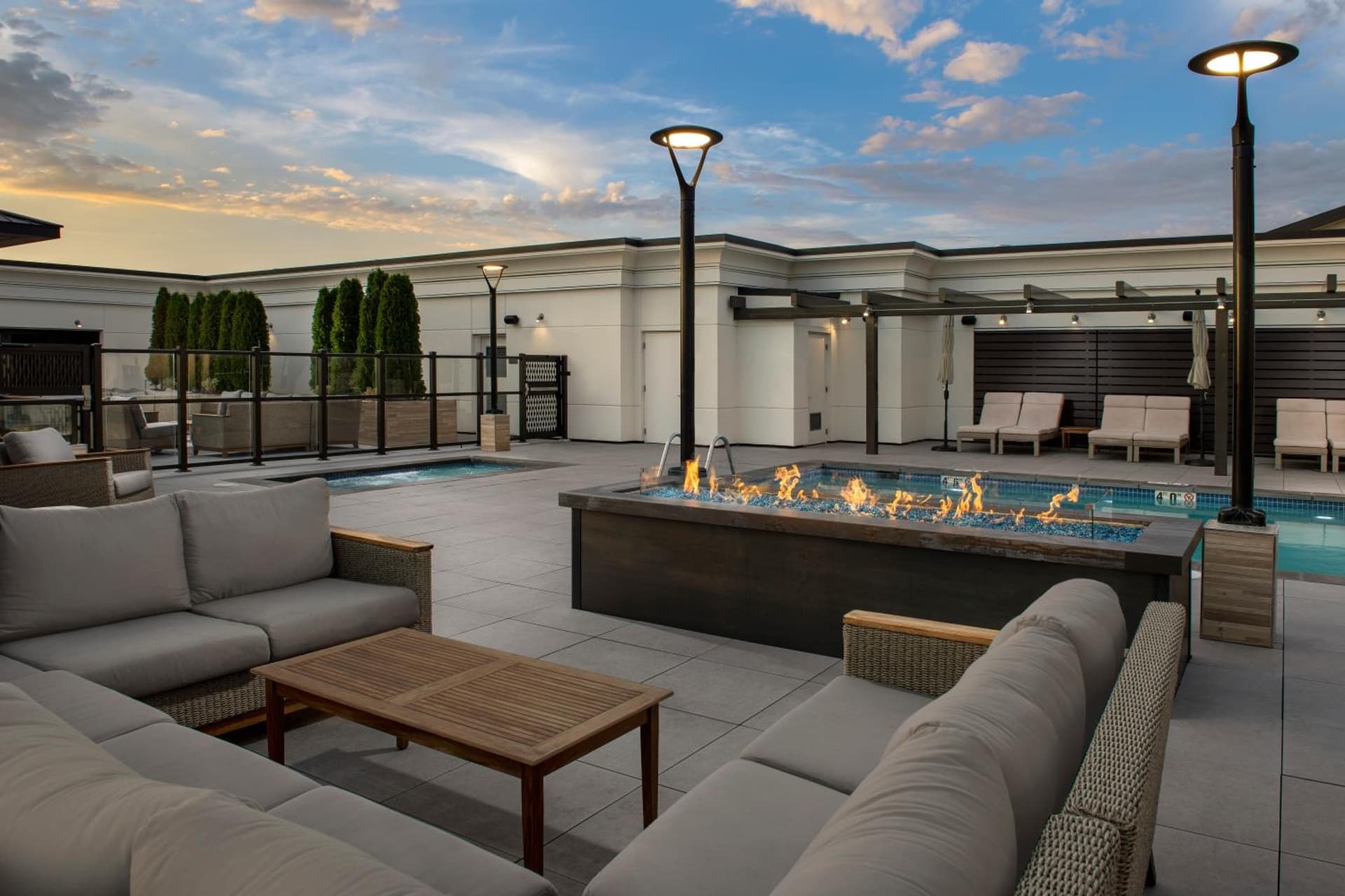 Silver Cloud Hotel Tacoma at Point Ruston Waterfront gallery photo in Tacoma, WA — image 9