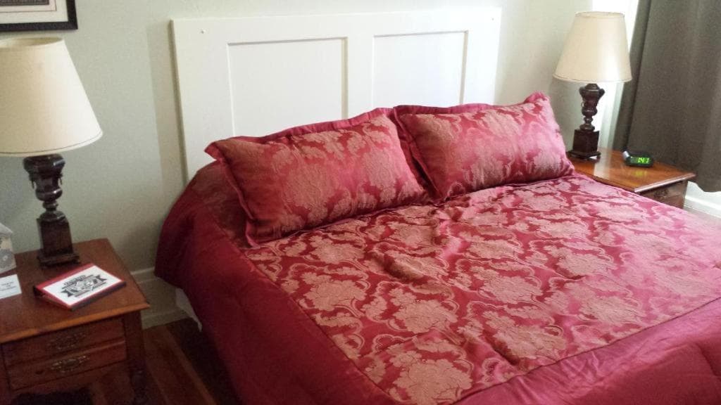The Peak at Centralia Square - Self Check-In Hotel property views in Centralia, WA — gallery photo 3
